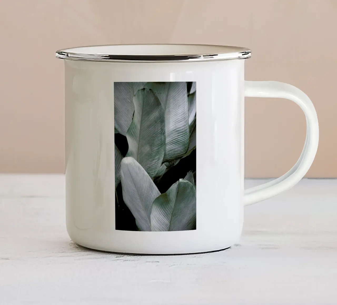 Tropical Silver Leafs tazza in smalto da Studio Nahili