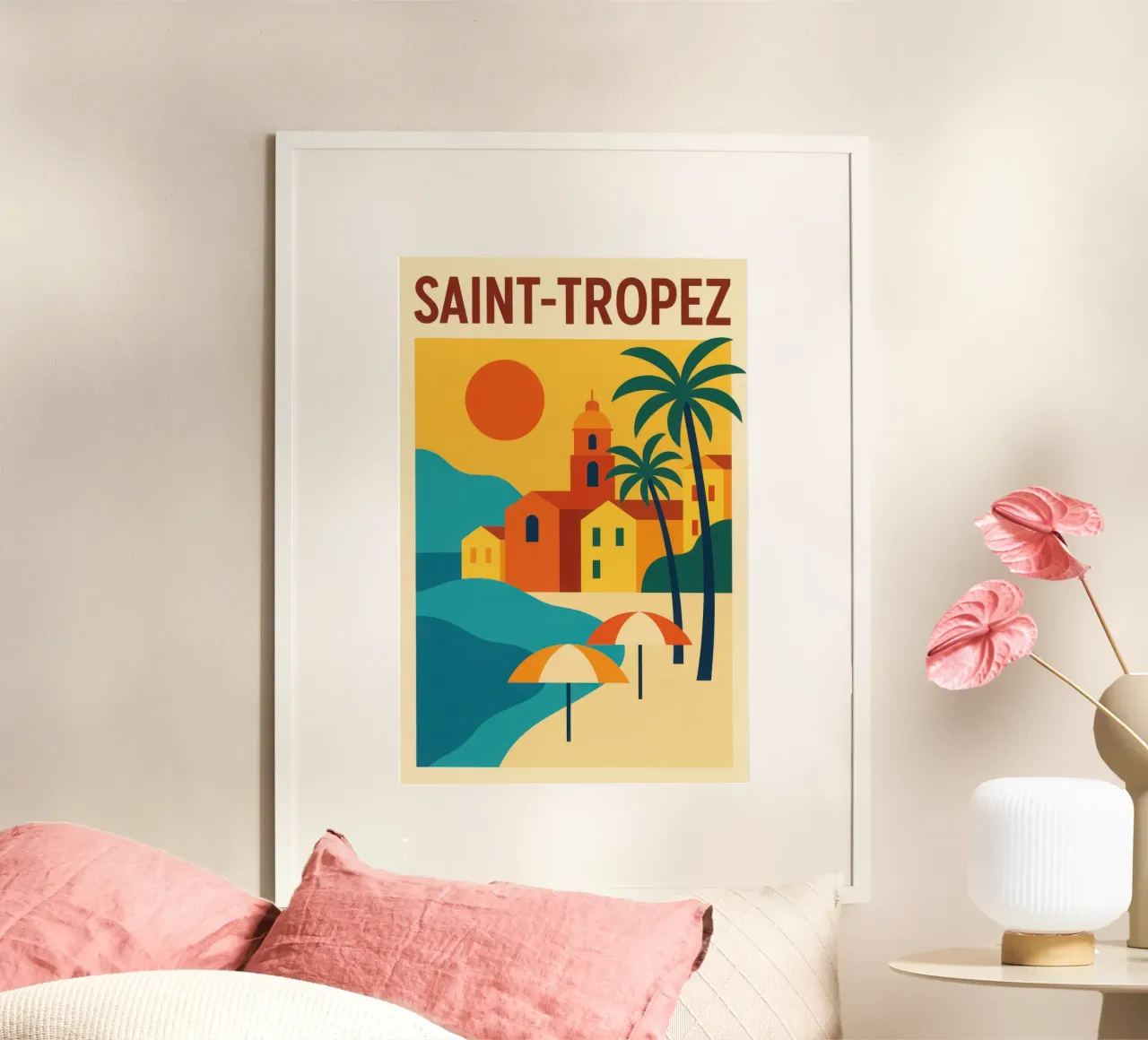 Saint-Tropez - Sole, palme e dolce vita poster con telaio in legno da JETLAG | affiches voyage