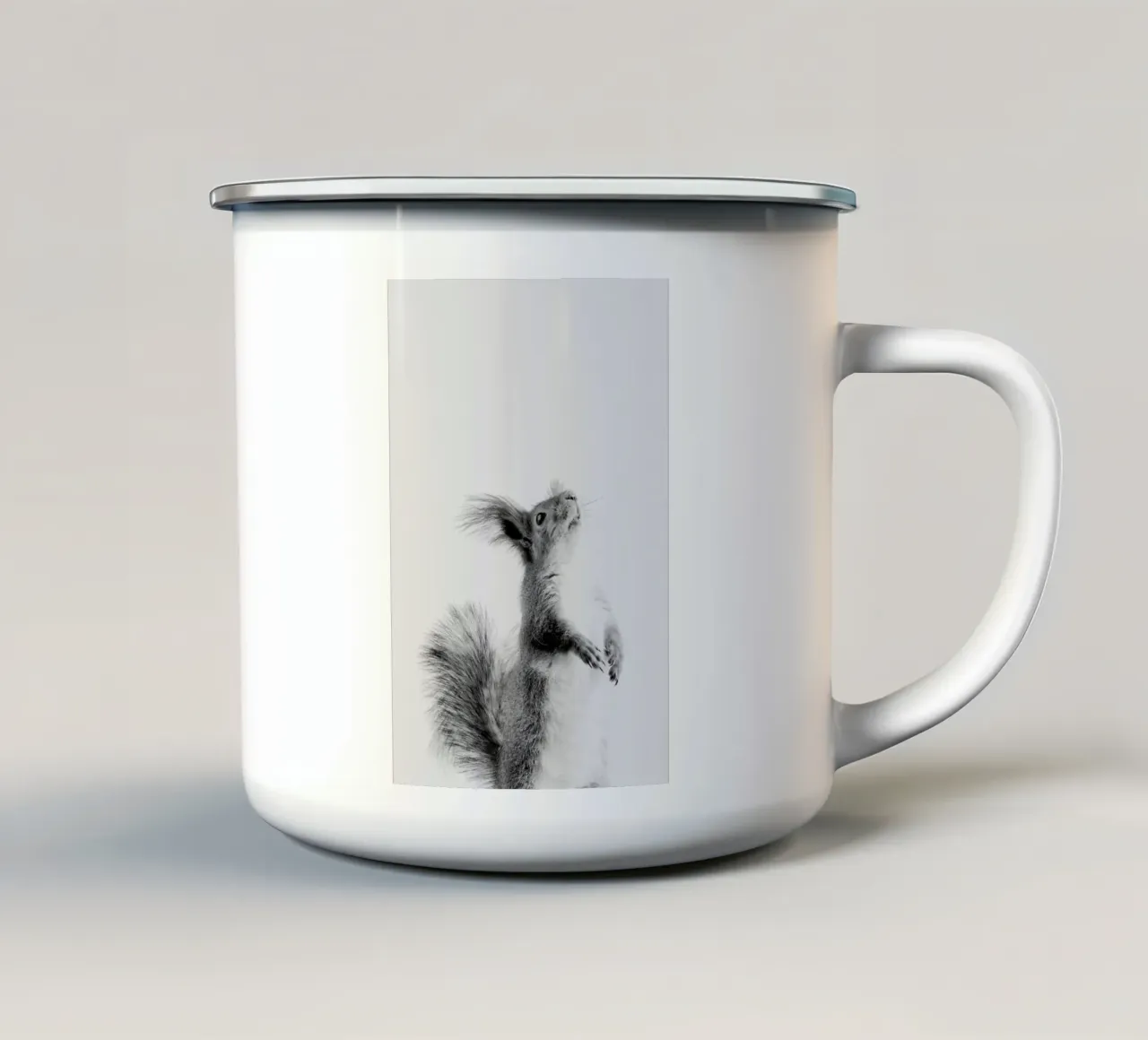 Red Squirrel III tazza in smalto da Paws & Claws