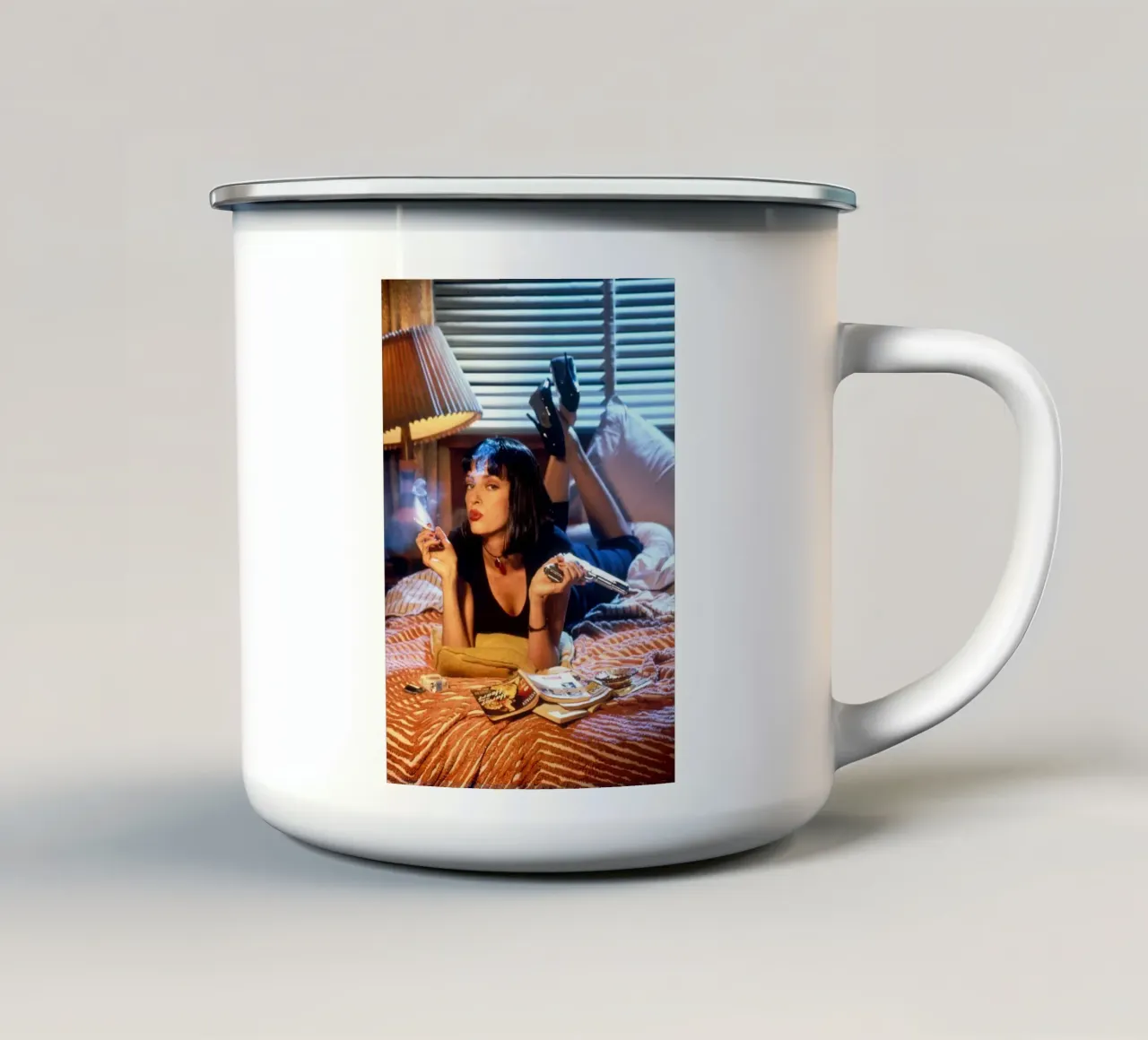 Pulp Fiction tazza in smalto da ARTVI-SHOP