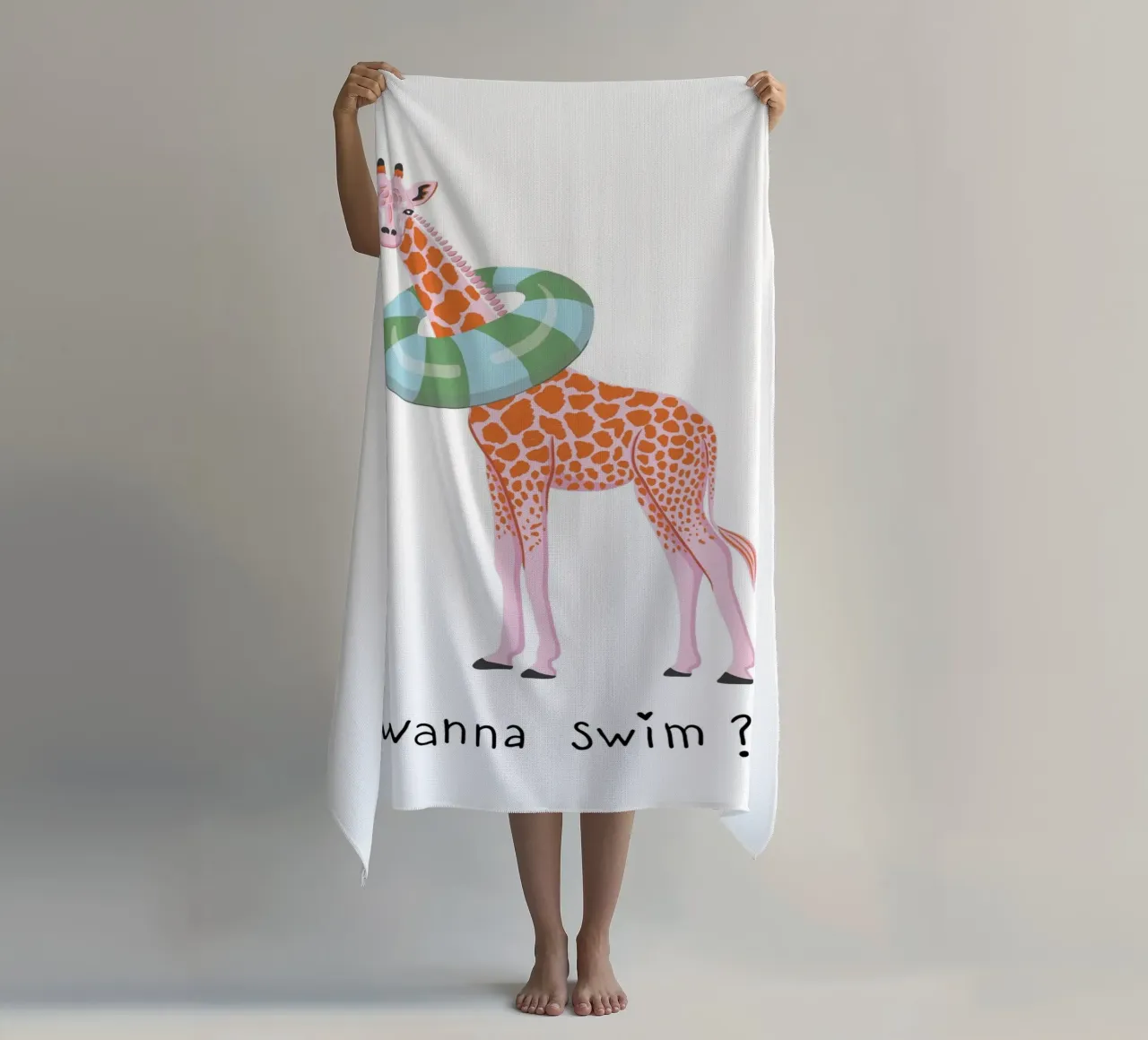 Wanna swim? Giraffe with float telo mare da Vivdesign