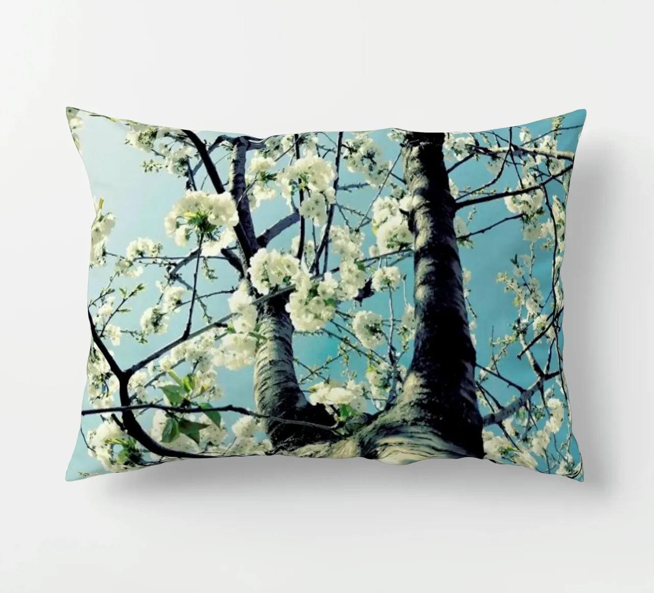 Under The Cherry Tree cuscino da Angelo Cerantola