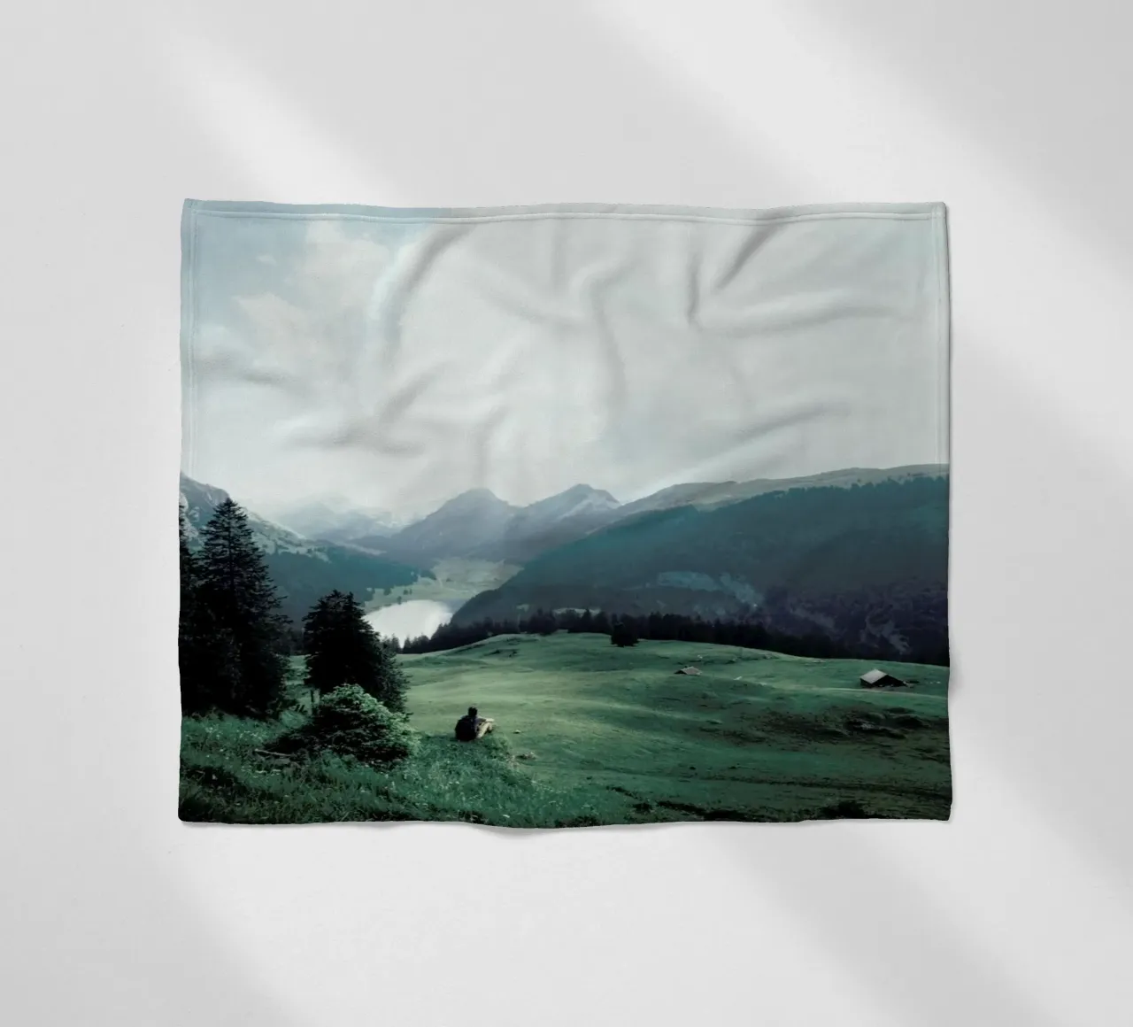 Taking It In by @runawayueli coperta in pile da EyeEm Mobile GmbH