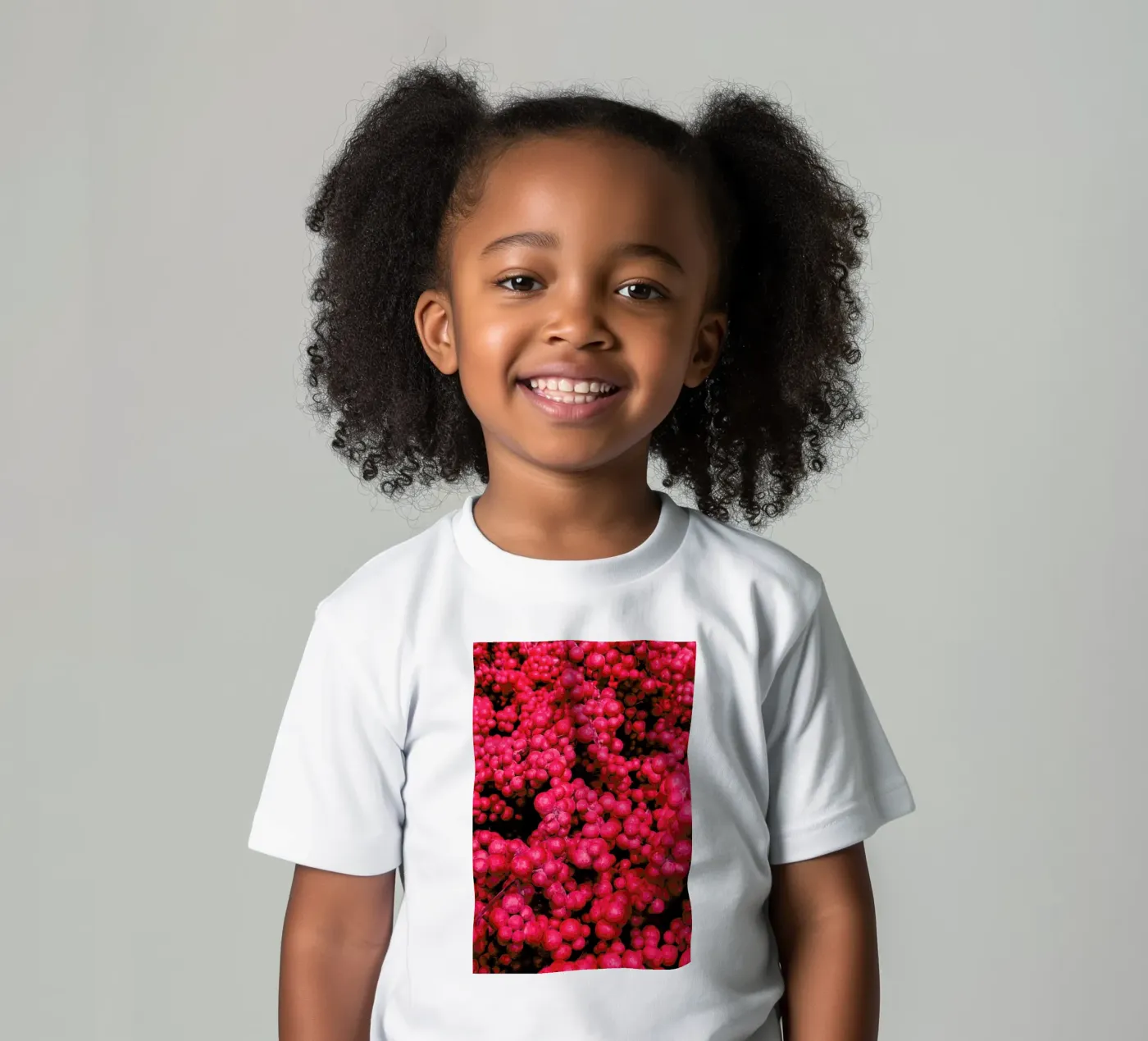 Fruity Pinkness t-shirt bambini da Sebastian Hilgetag