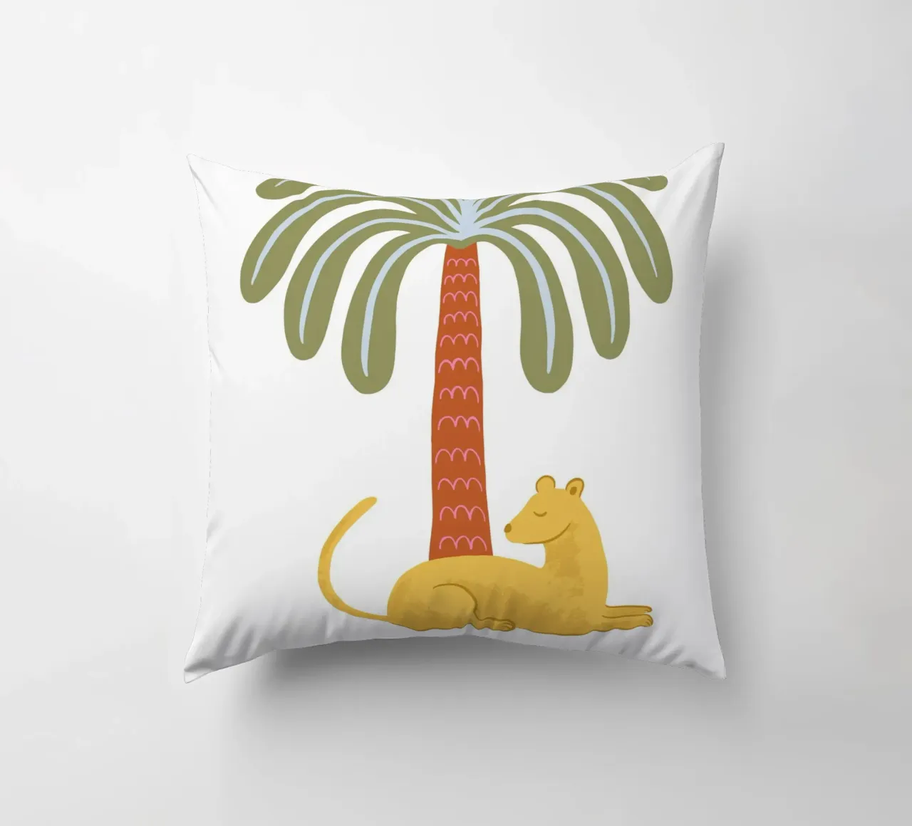 Yellow jungle cat with palm cuscino da Vivdesign