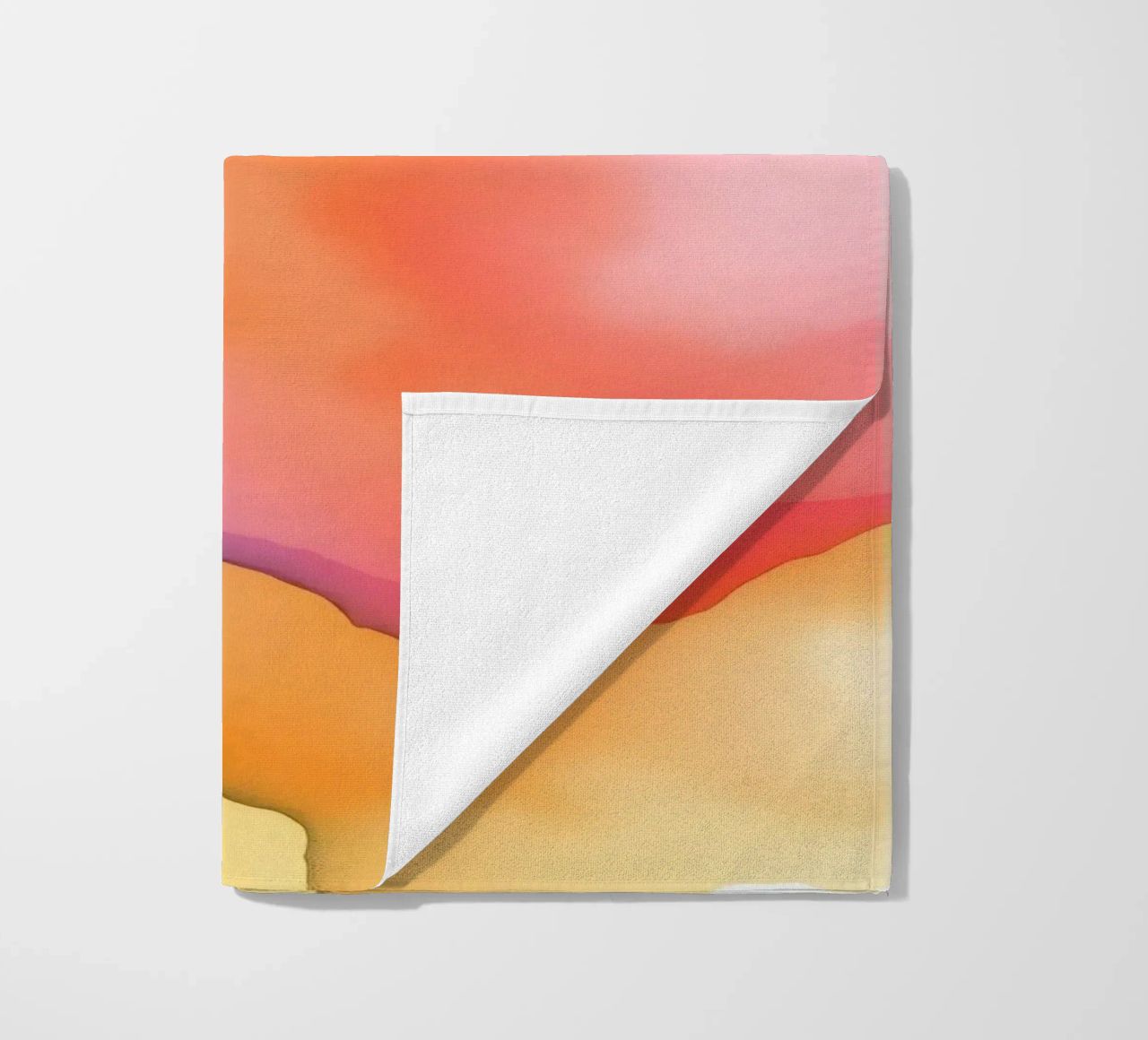 opere d'arte astratte ad acquerello con colori vividi e dinamici telo mare da DesignDoodle