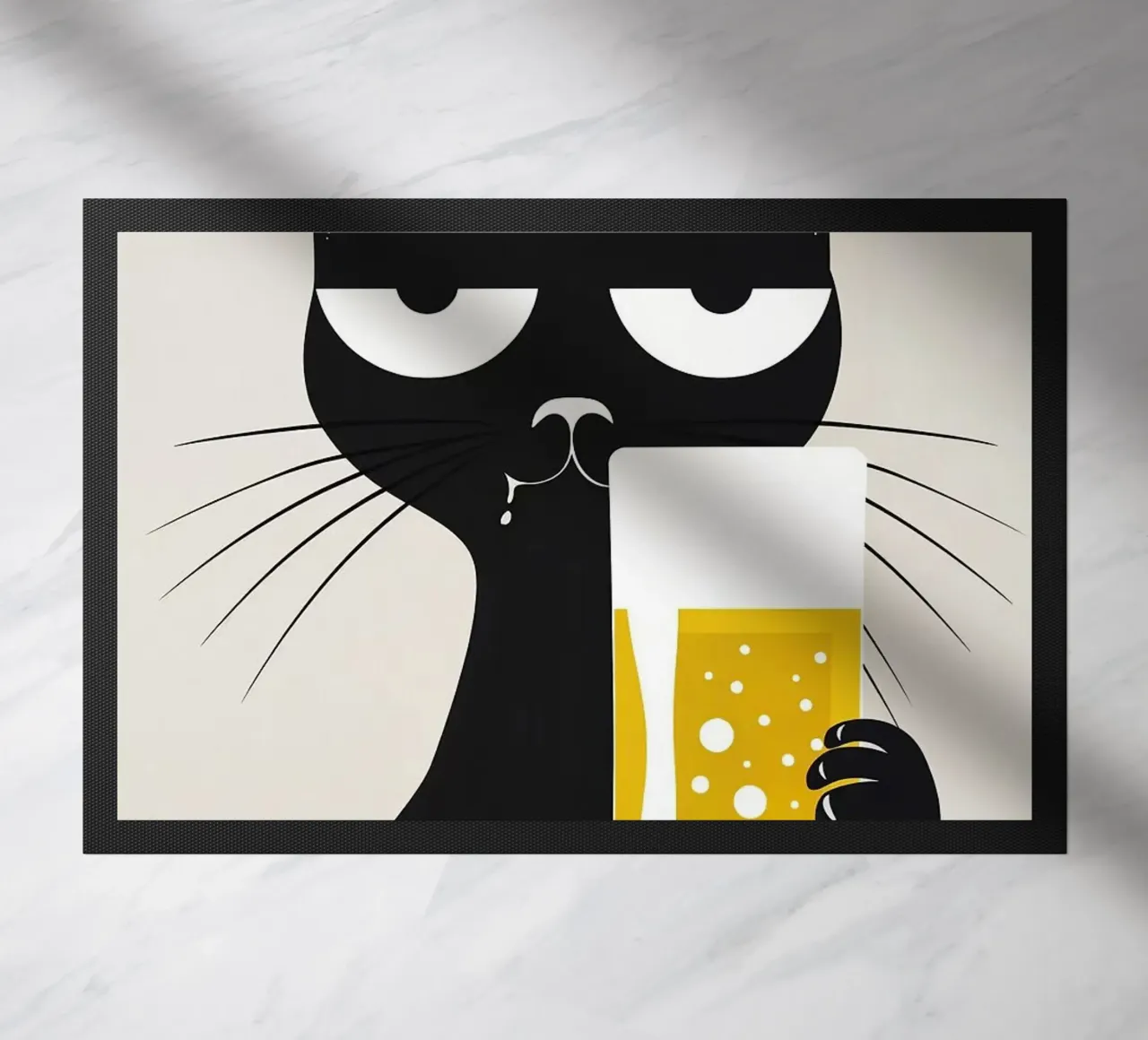 Gatto nero che beve birra zerbino da Abstract Botanical Art