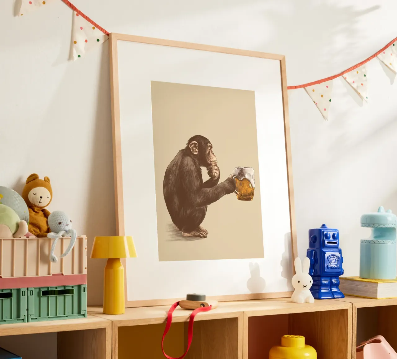Scimmia che beve birra poster da Abstract Botanical Art