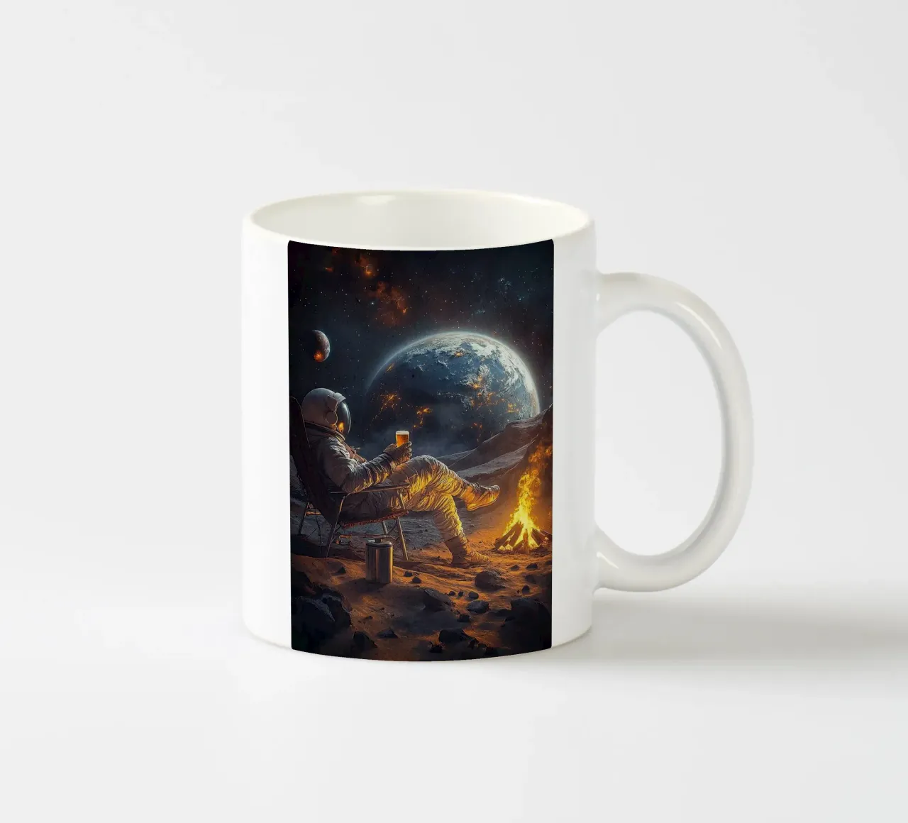 astronauta che beve birra tazza in ceramica da Abstract Botanical Art