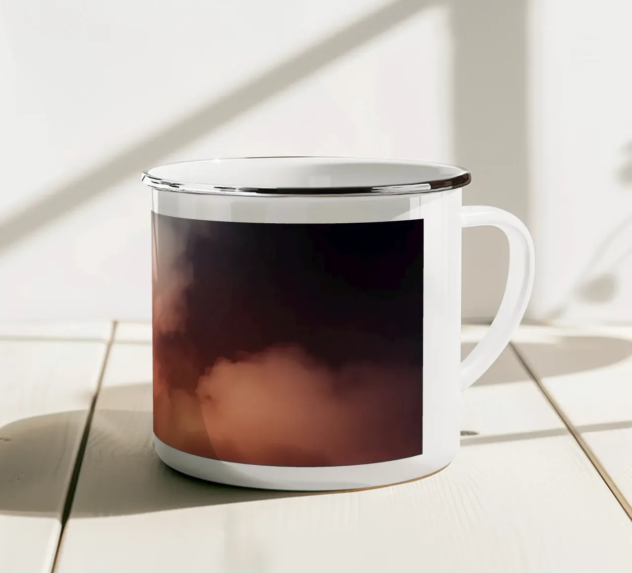 Nuvole colorate turbinano nel cielo notturno atmosfera mistica tazza in smalto da DesignDoodle