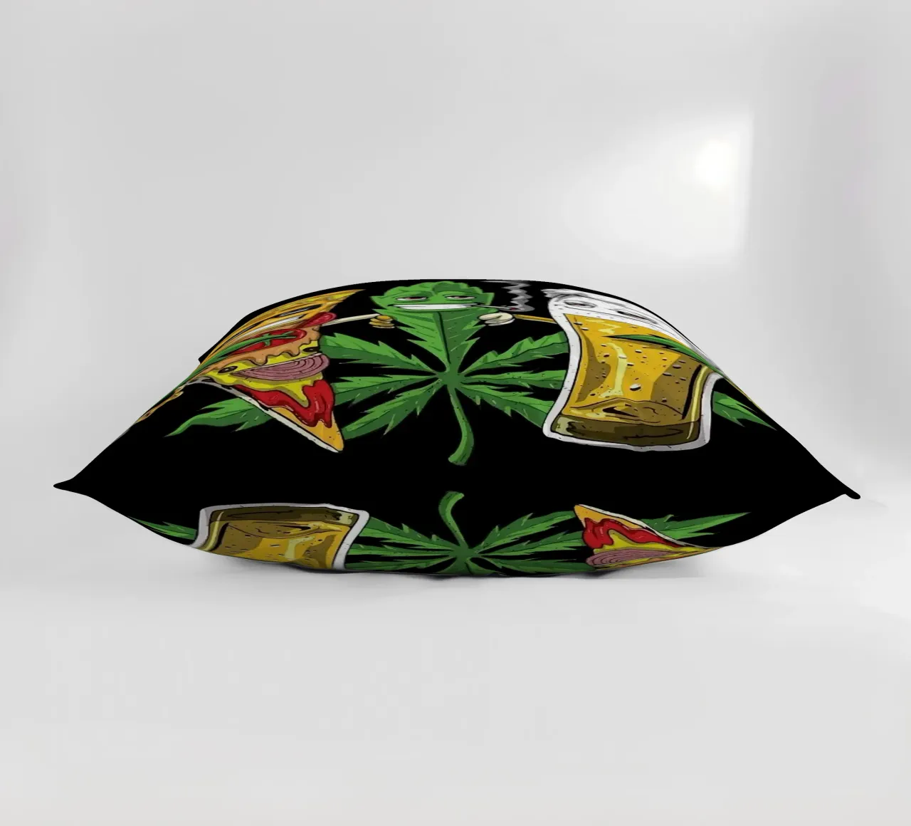 pizza & beer cuscino da Abstract Botanical Art