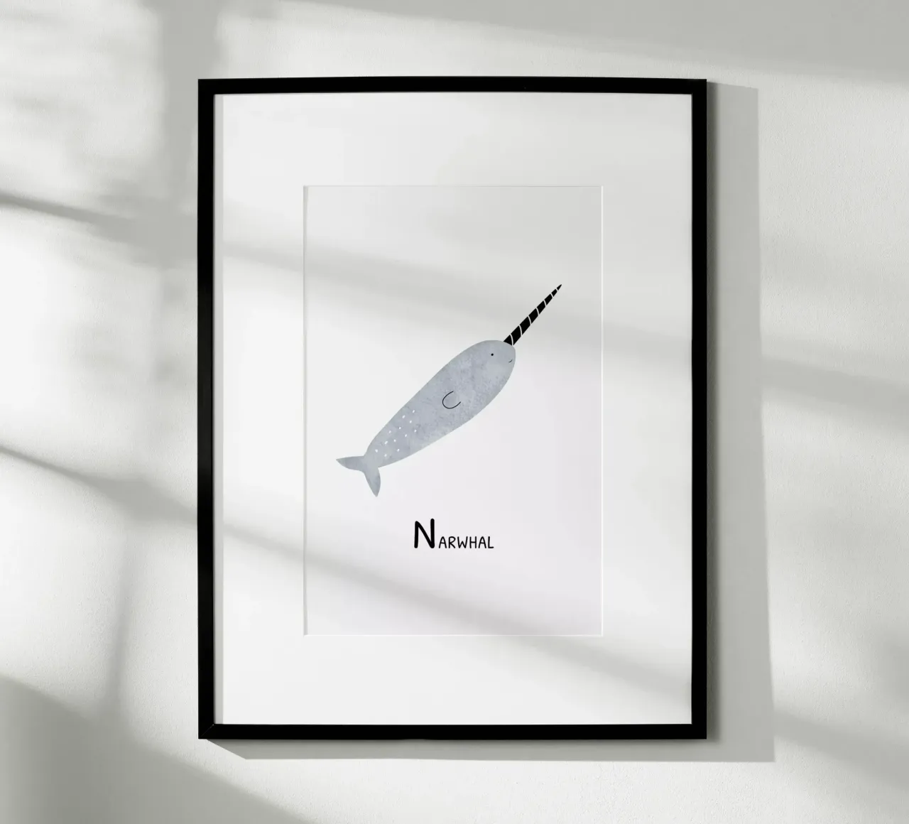Narwhal poster con telaio in alluminio da Little Flourishes