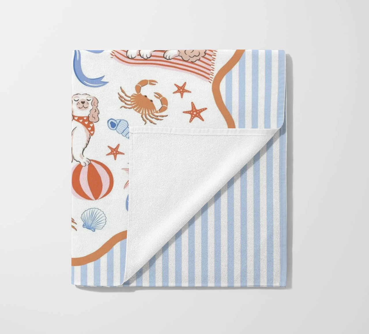 Doodle dogs on the beach - blue and orange serviette de plage de Vivdesign