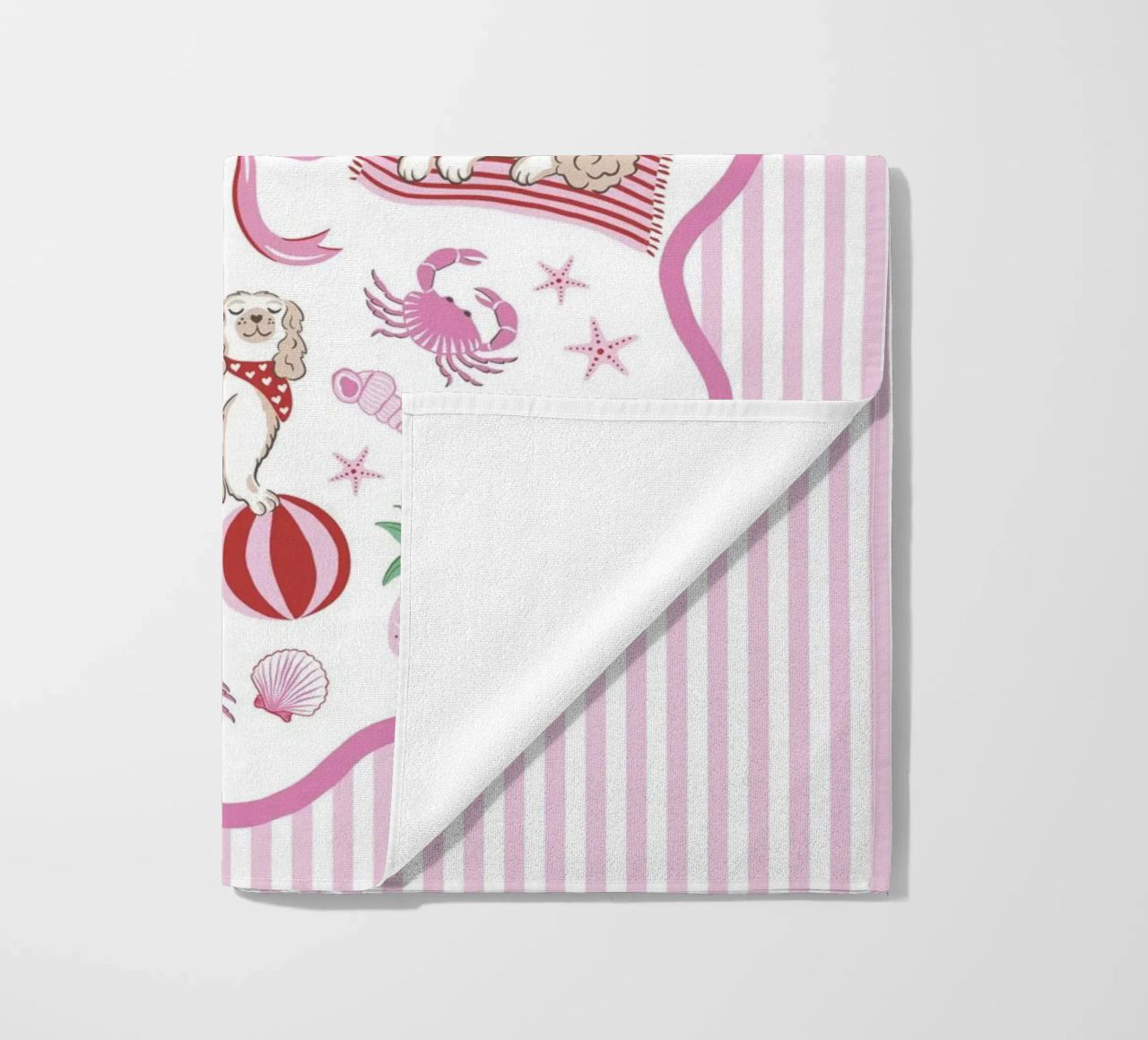 Doodle dogs on the beach - pink and green serviette de plage de Vivdesign