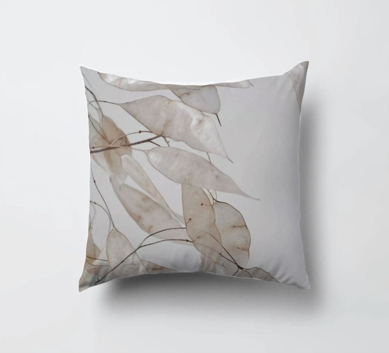 Abstract Branches Collected in the Forest cuscino da Studio Nahili