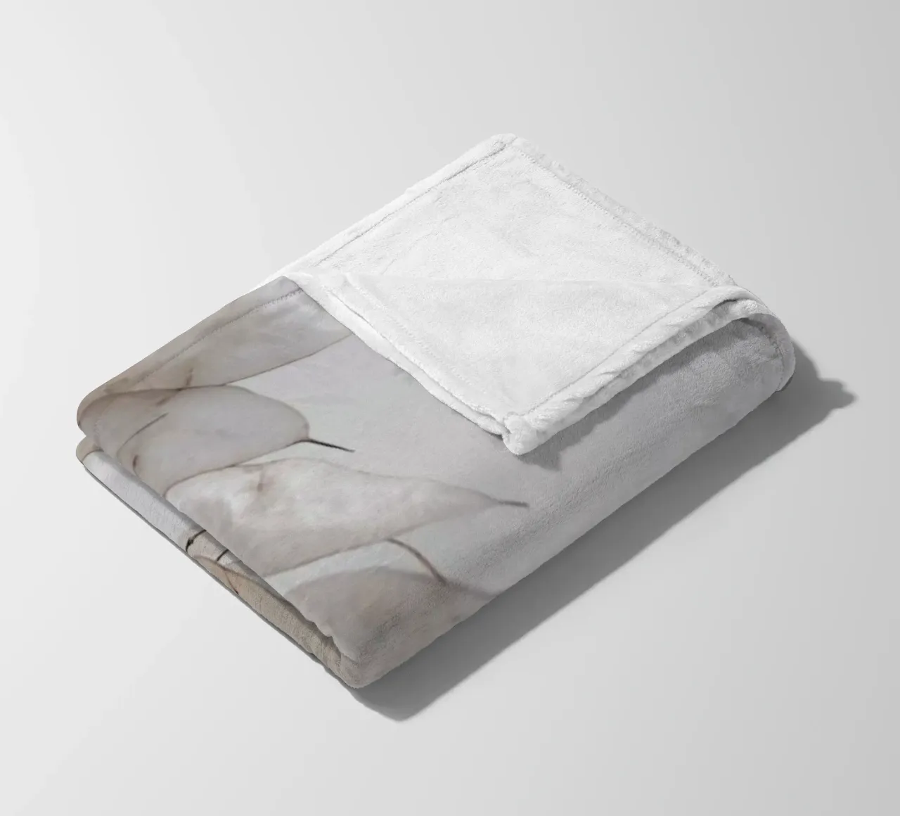 Abstract Branches Collected in the Forest coperta in pile da Studio Nahili