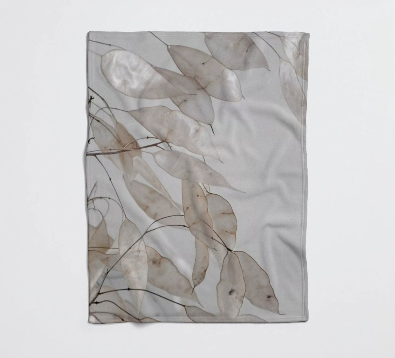 Abstract Branches Collected in the Forest coperta in pile da Studio Nahili