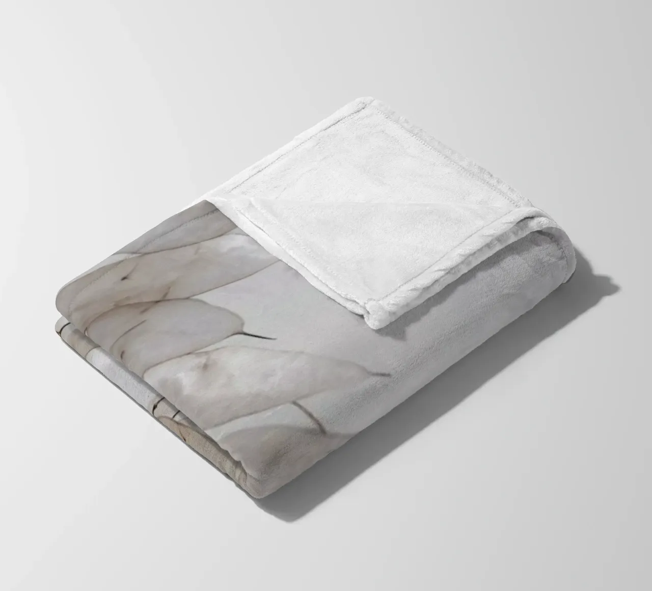 Abstract Branches Collected in the Forest coperta in pile da Studio Nahili