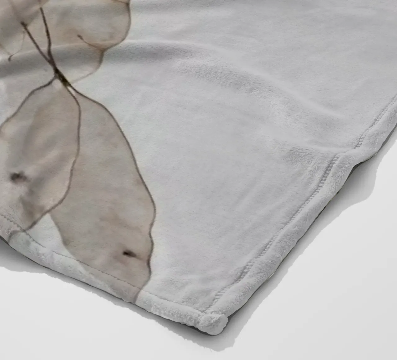 Abstract Branches Collected in the Forest coperta in pile da Studio Nahili