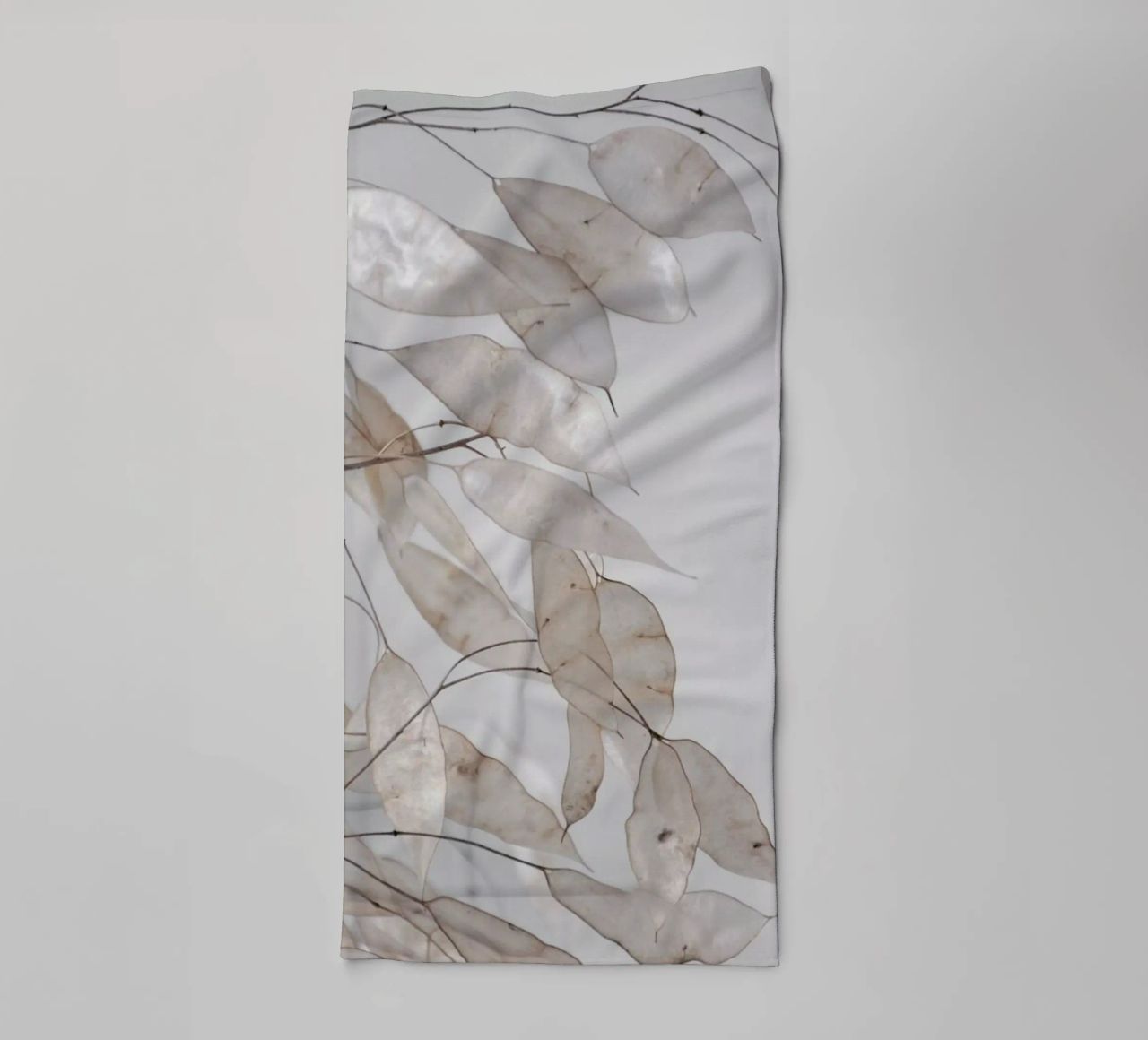 Abstract Branches Collected in the Forest asciugamano da bagno da Studio Nahili