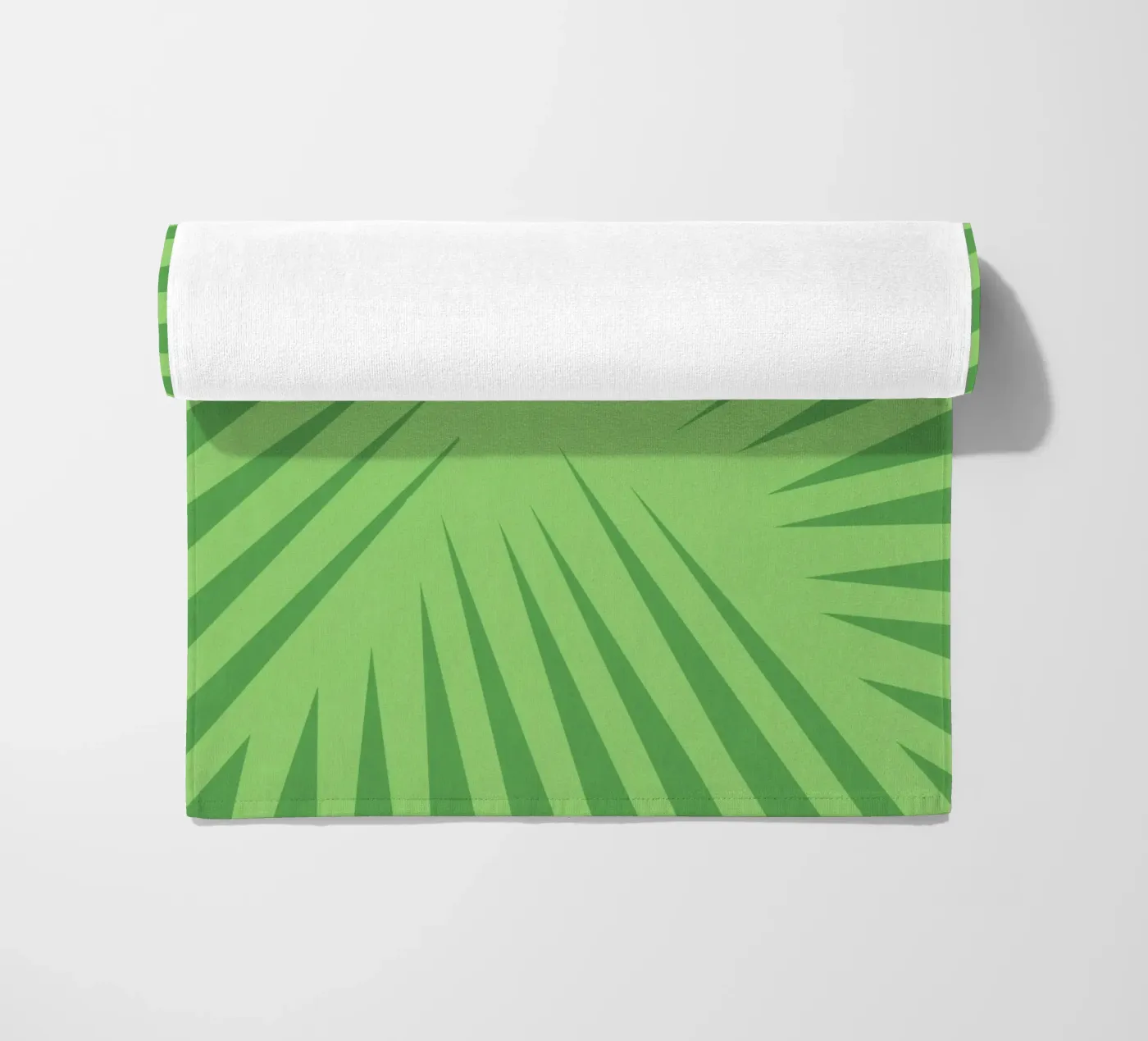 Palm leaf pattern strandhanddoek van Little Dean
