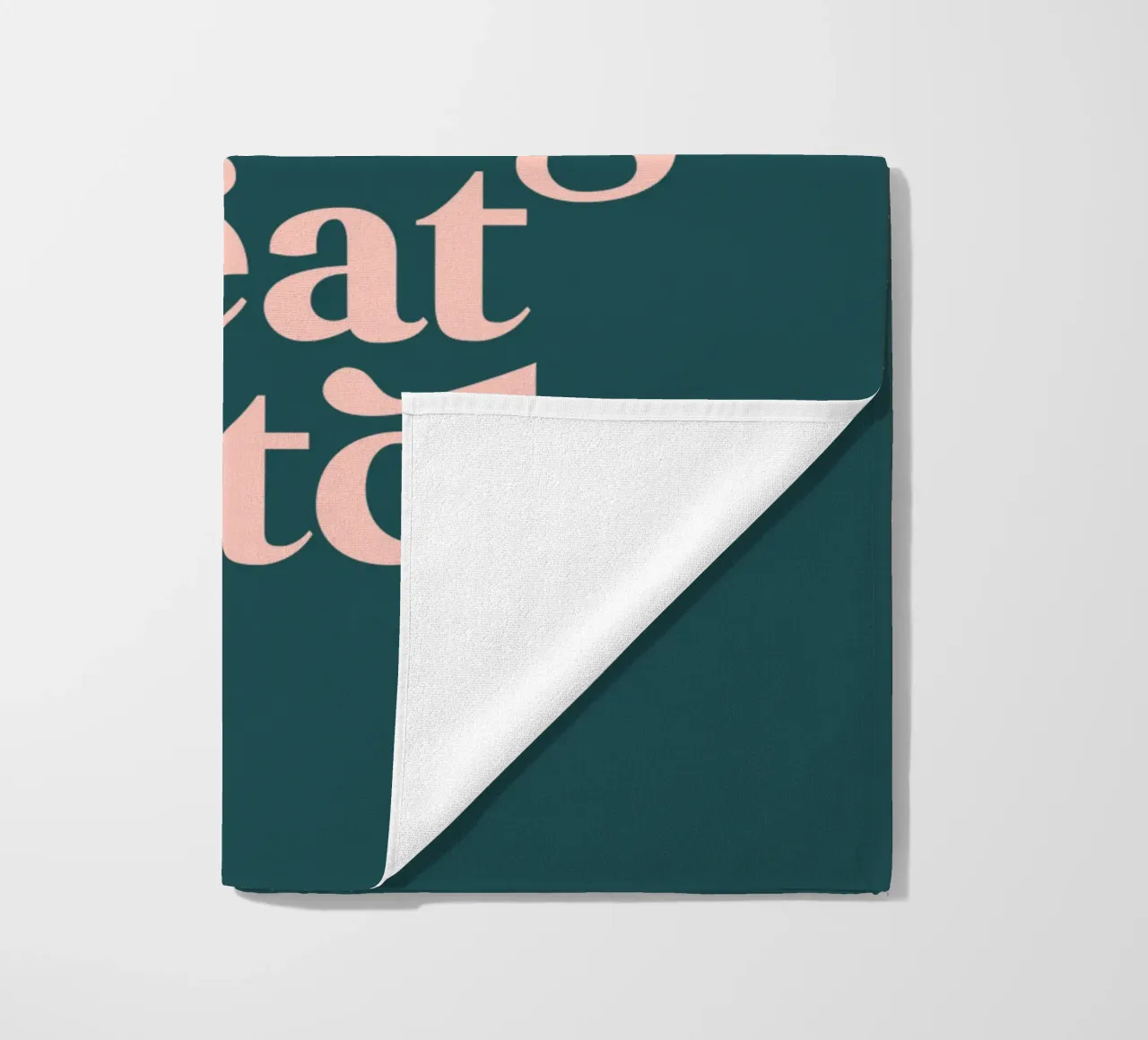 You're Doing Great Bitch Sassy Typography Print Verde pesca telo mare da THE MOTIVATED TYPE