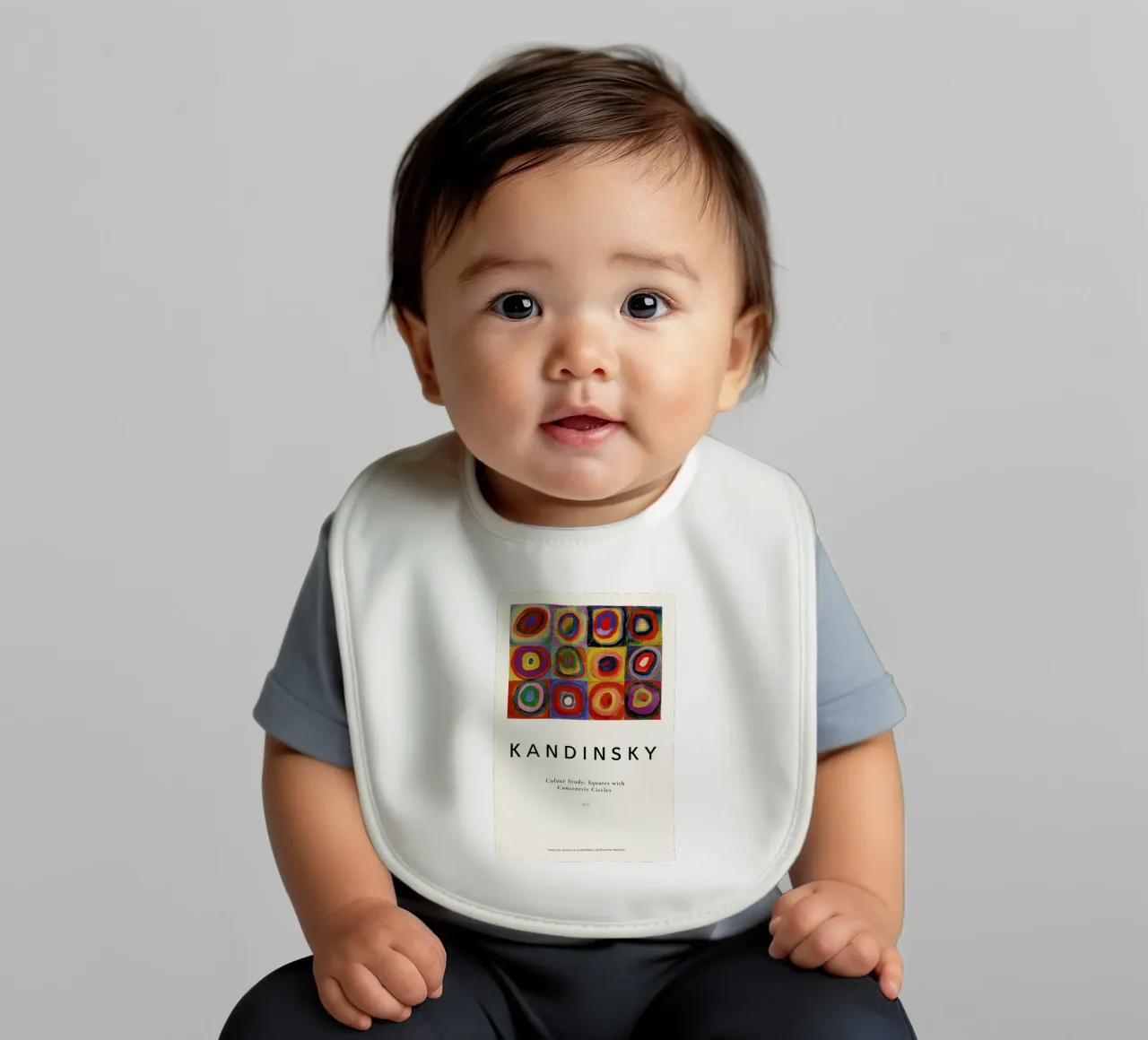 Kandinsky - Colour Study: Squares with Concentric Circles bavaglino da ARTOTHEK