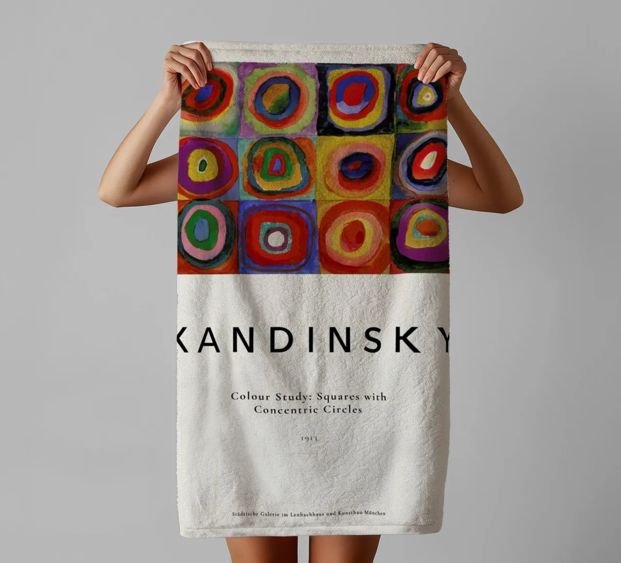Kandinsky - Colour Study: Squares with Concentric Circles serviette de bain de ARTOTHEK
