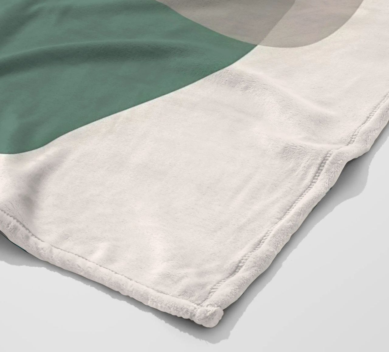 vaso di foglie forme geometriche forme sovrapposte coperta in pile da Janine P McGuire