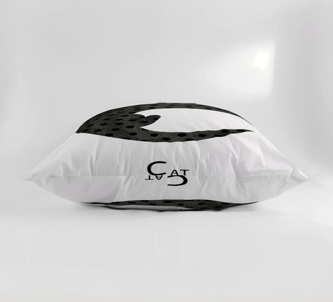 C for Cat cuscino da Little Flourishes