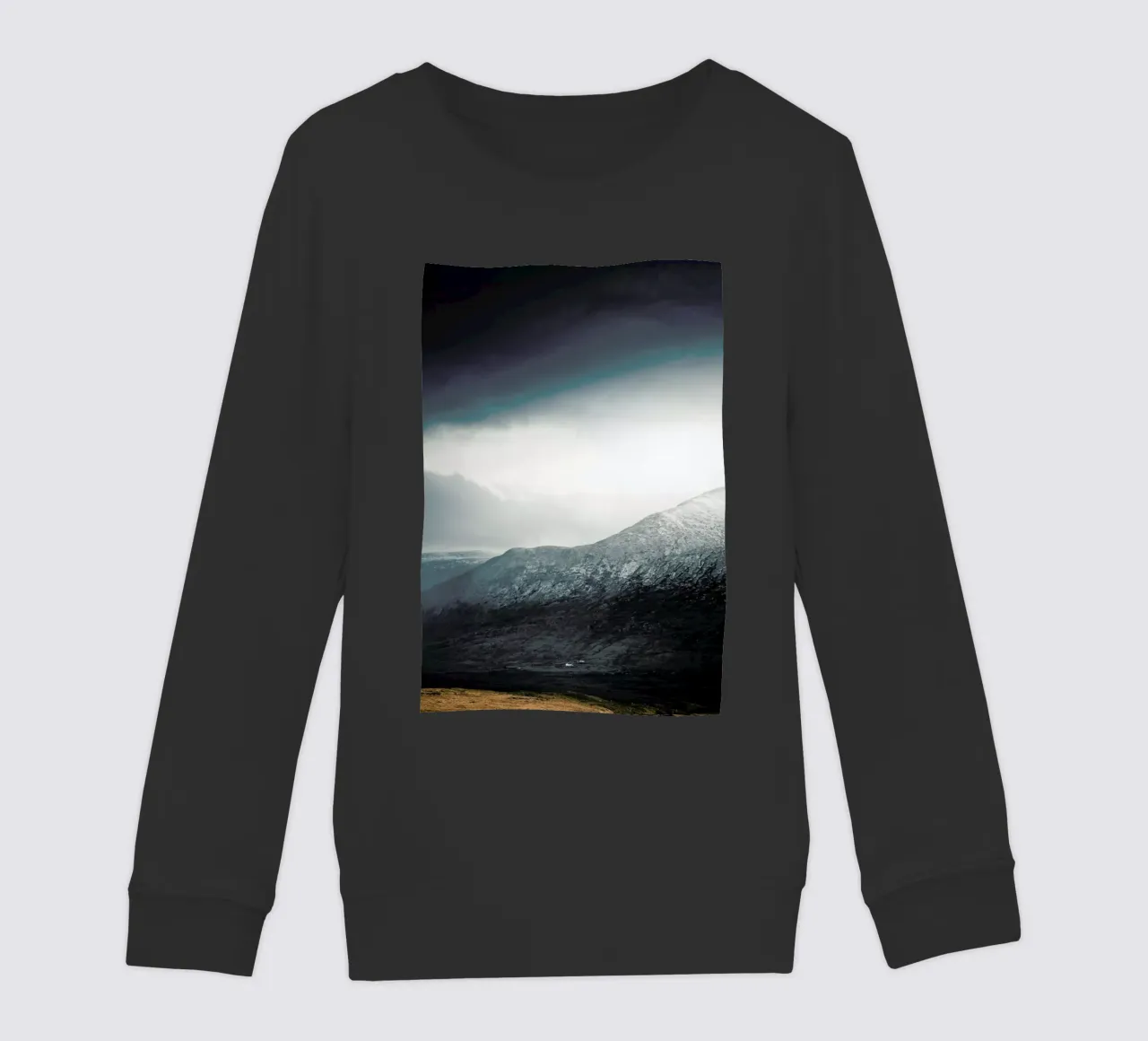 Sunlight Breaks Through by @nilsleithold felpa bambino da EyeEm Mobile GmbH