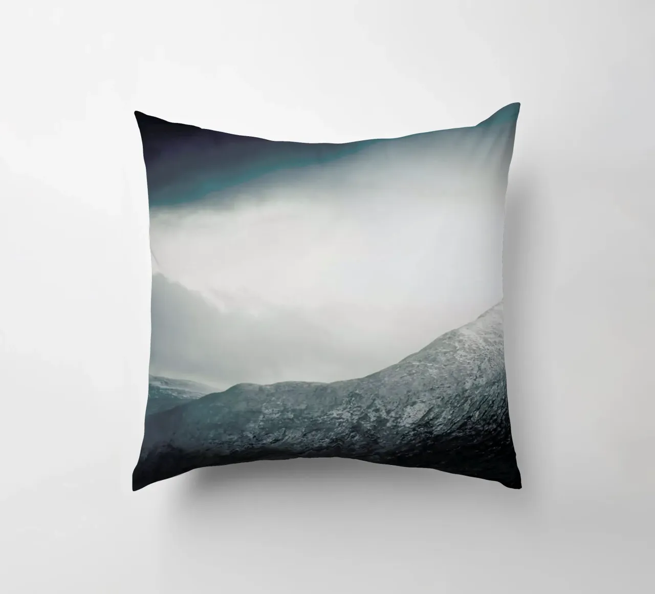 Sunlight Breaks Through by @nilsleithold cuscino da EyeEm Mobile GmbH