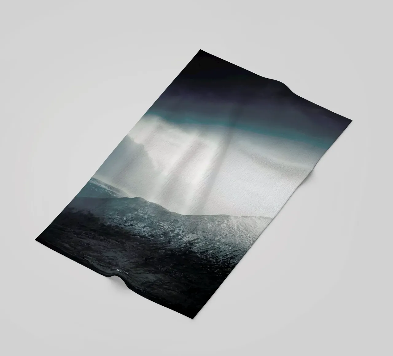 Sunlight Breaks Through by @nilsleithold telo mare da EyeEm Mobile GmbH