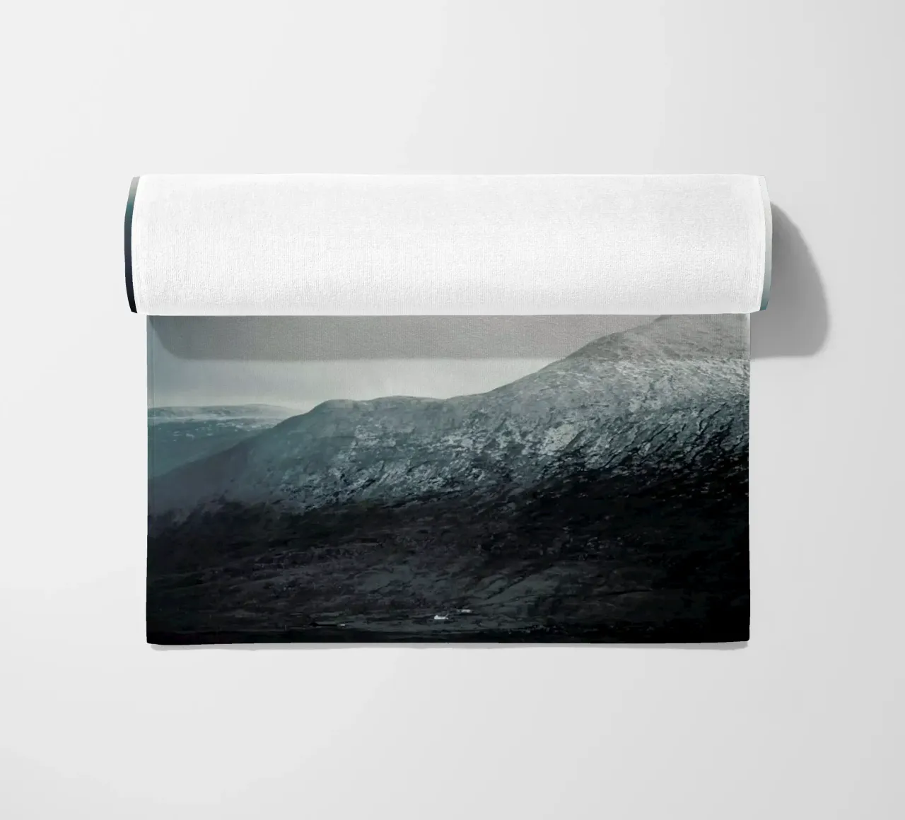 Sunlight Breaks Through by @nilsleithold telo mare da EyeEm Mobile GmbH