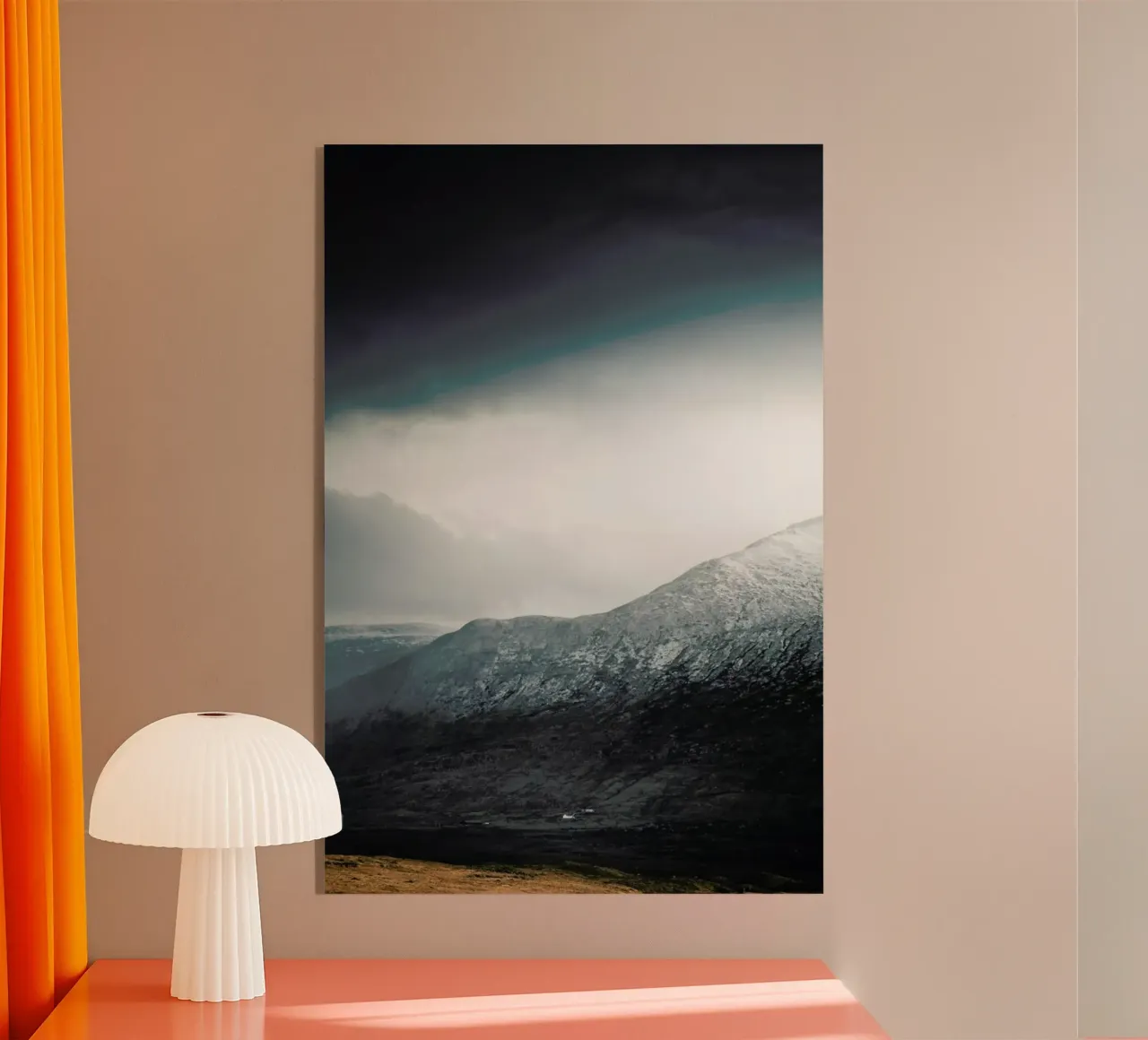 Sunlight Breaks Through by @nilsleithold plexiglass da EyeEm Mobile GmbH