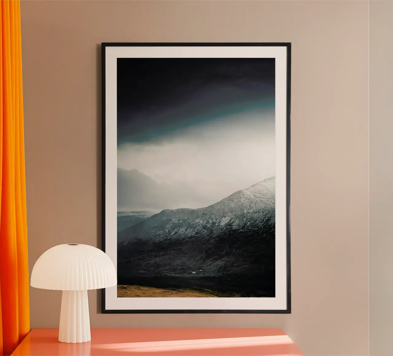 Sunlight Breaks Through by @nilsleithold poster da EyeEm Mobile GmbH