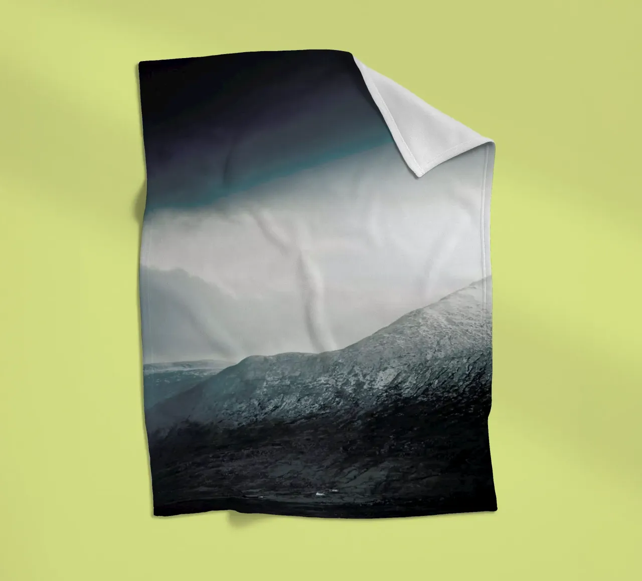 Sunlight Breaks Through by @nilsleithold coperta in pile da EyeEm Mobile GmbH