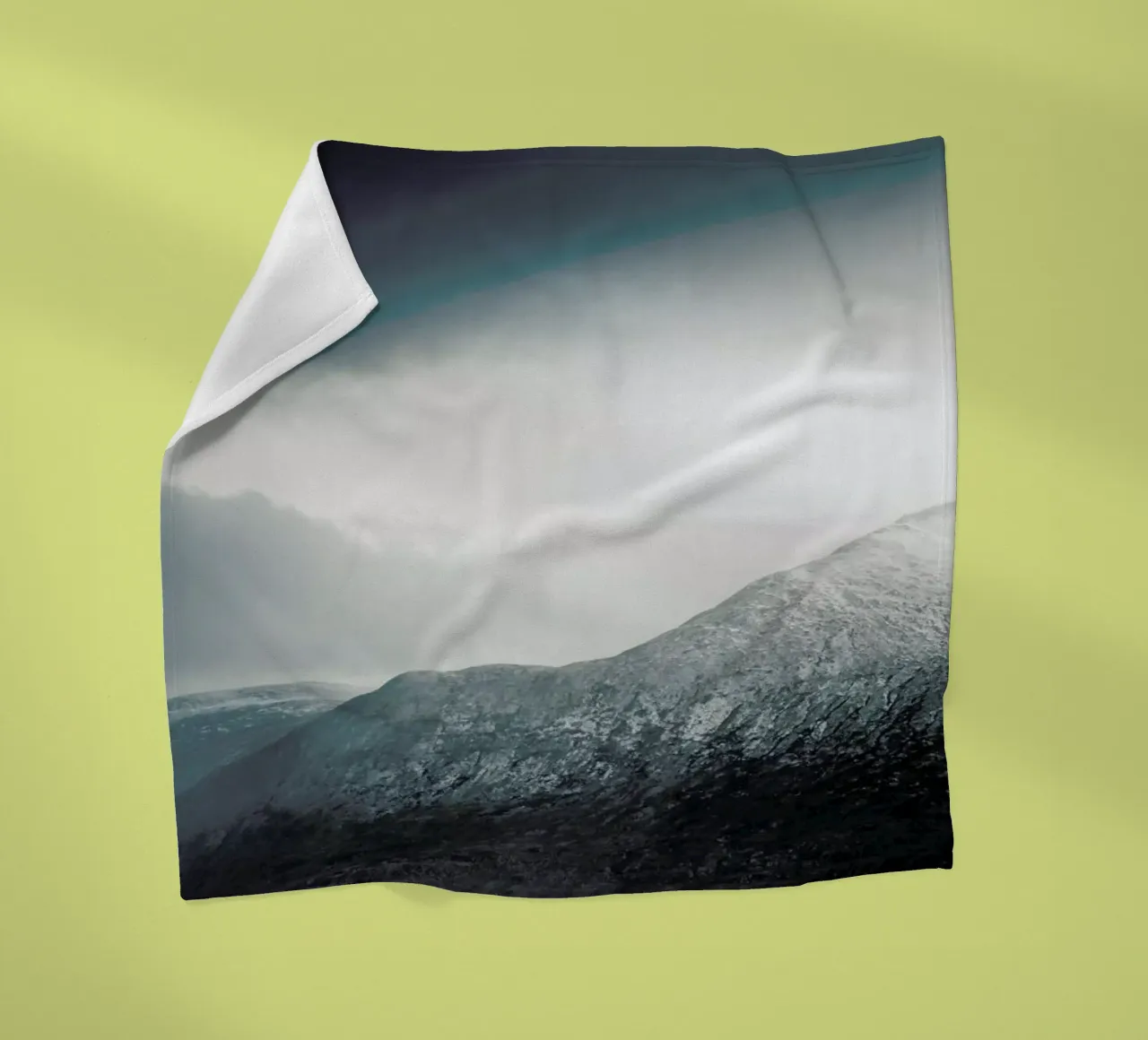 Sunlight Breaks Through by @nilsleithold coperta in pile da EyeEm Mobile GmbH