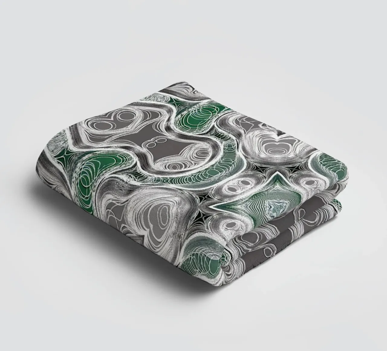 Kaleidoskop in grau/grün mit komplexen Linien und Formen Handtuch von Gürsel Yesil Digital Art