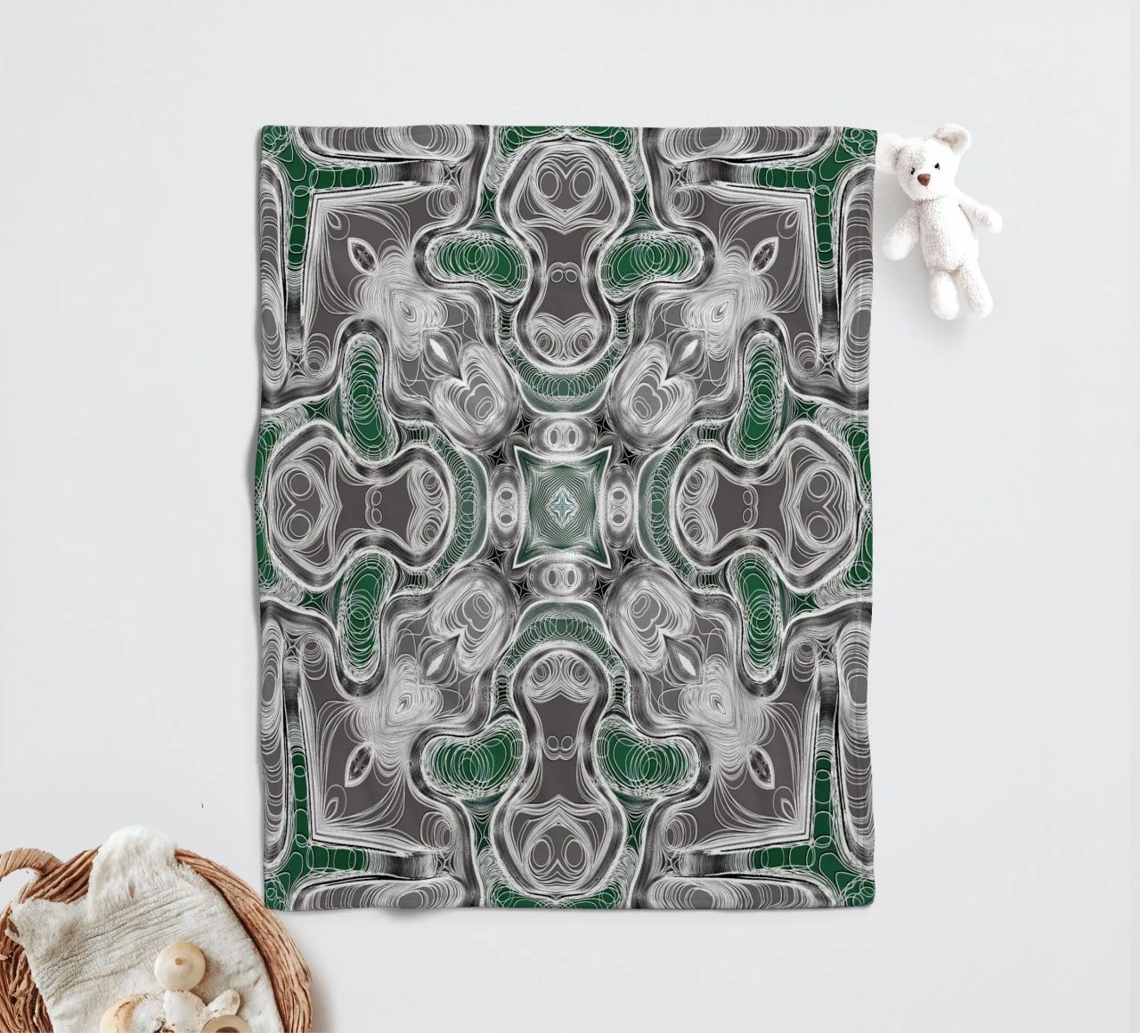 Caleidoscopio in grigio/verde con linee e forme complesse coperta in pile da Gürsel Yesil Digital Art