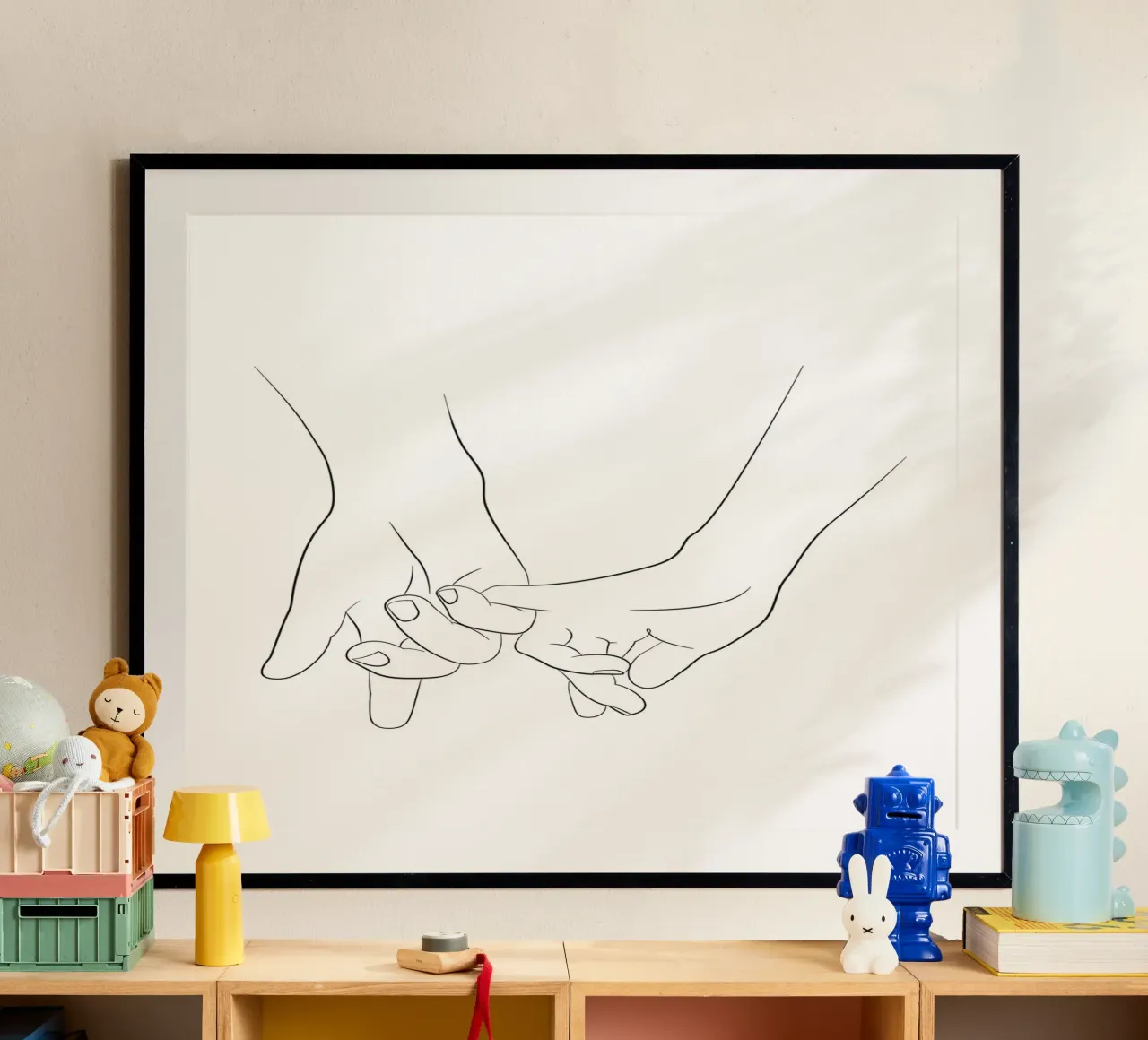 Line art di Pinky promise hands poster con telaio in legno da NouveauPrints