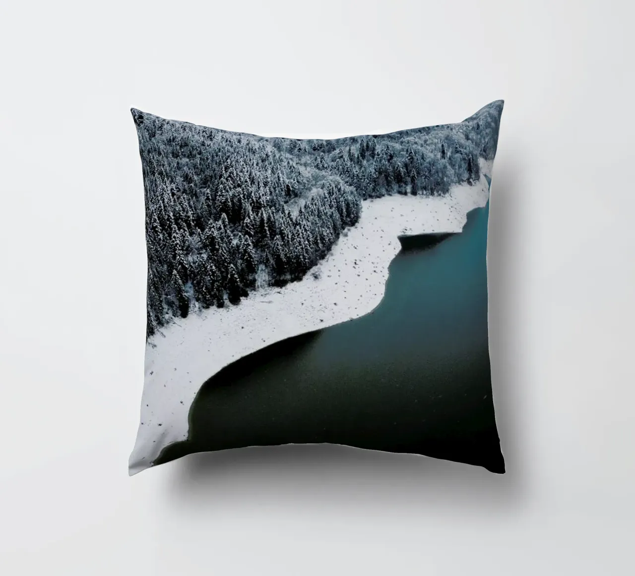 Snowy Banks cuscino da METROPOLIS