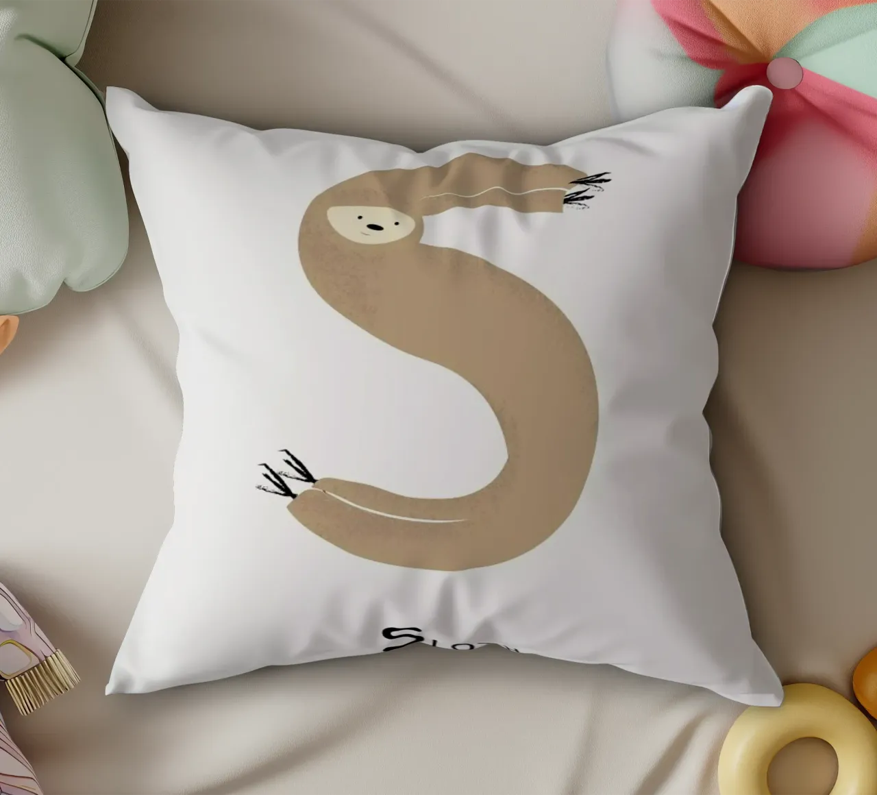 S for Sloth cuscino da Little Flourishes