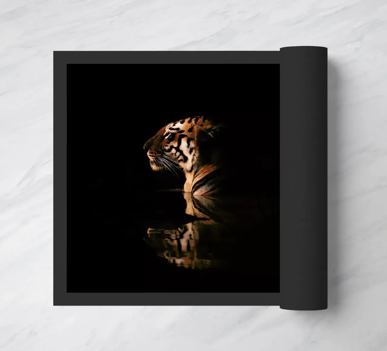 Big Cat Bathing zerbino da Natural Kingdom