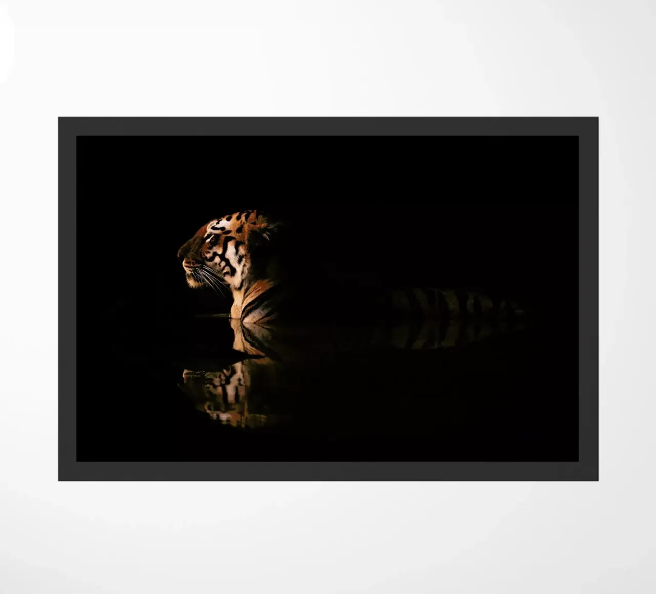 Big Cat Bathing zerbino da Natural Kingdom