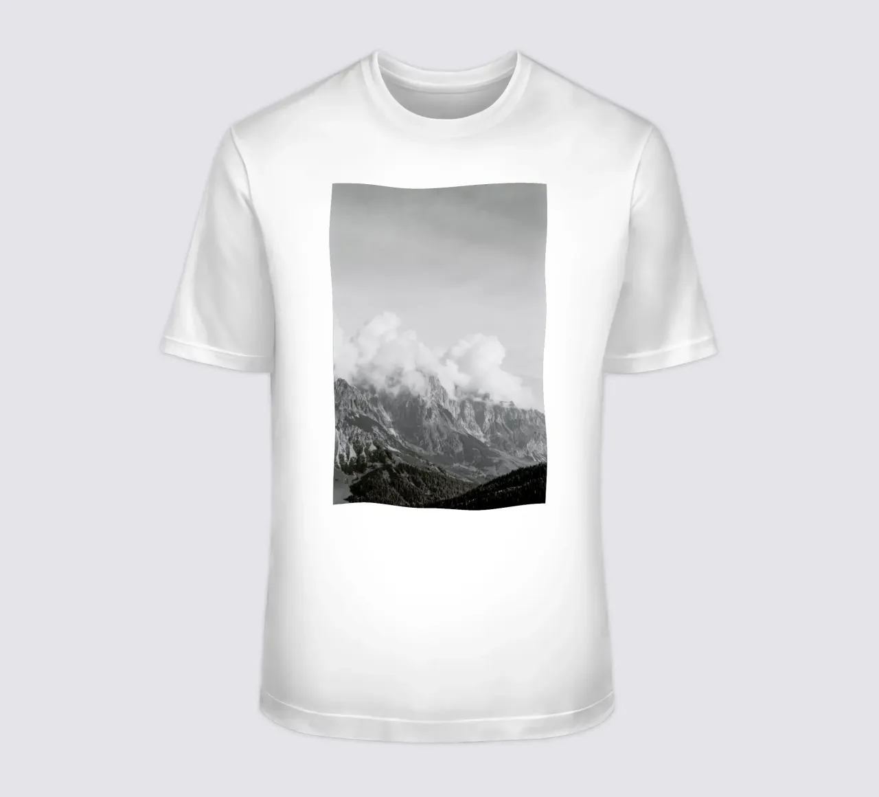 Clouds Forming 4 t-shirt da Nur Mut