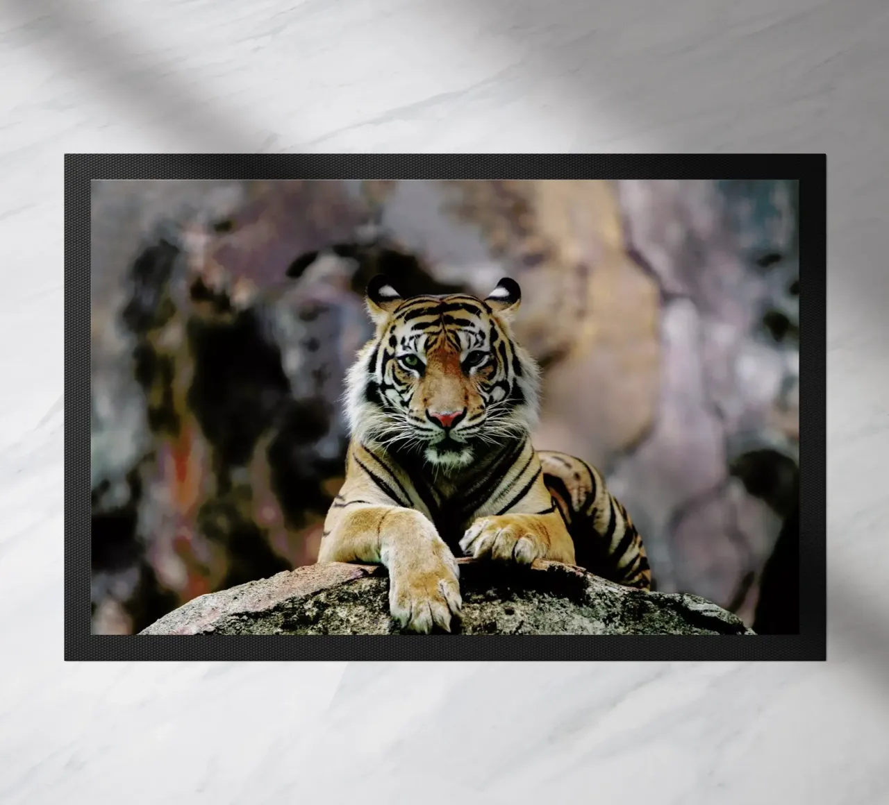 Resting Tiger zerbino da Natural Kingdom