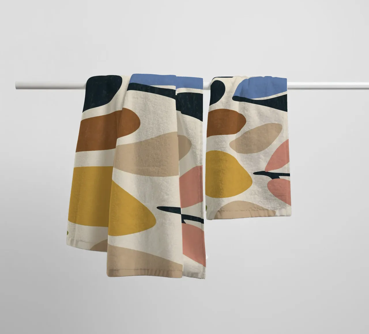 Organic Forms asciugamano da bagno da Gypsy Galleria