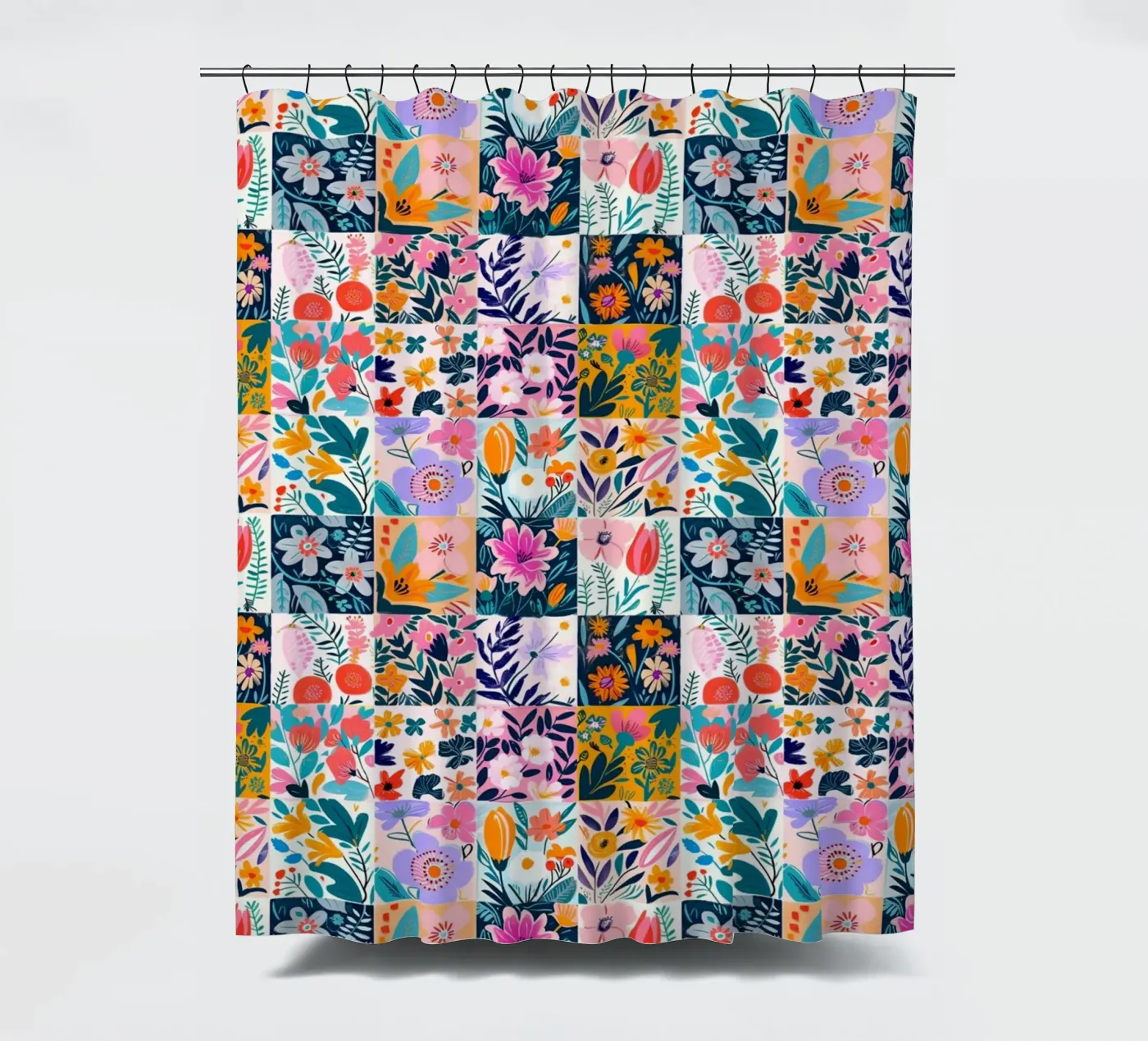 Floral Patchwork Duschvorhang von Sunflower Soul Studio