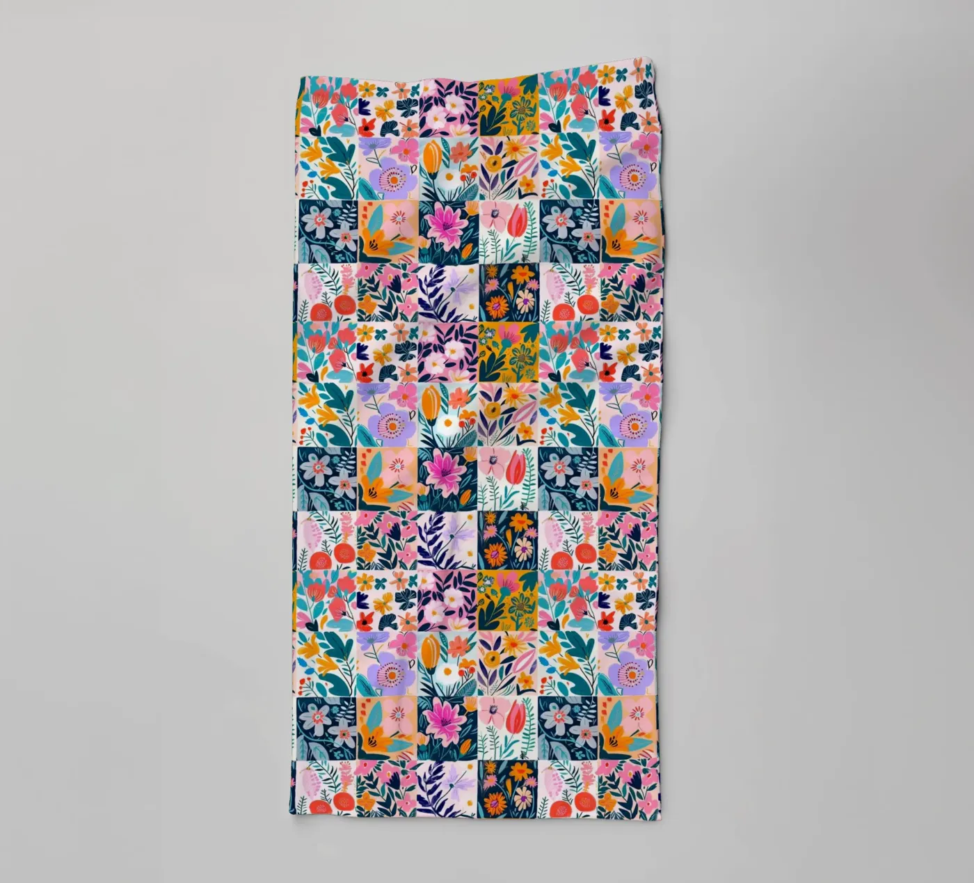 Floral Patchwork badhanddoek van Sunflower Soul Studio